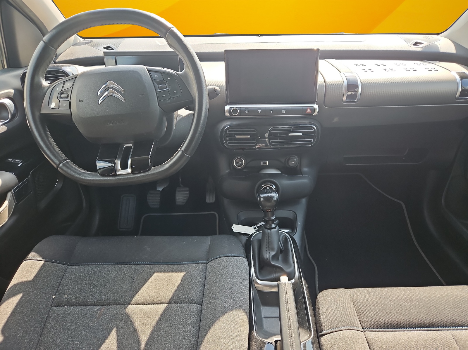 CITROEN C4 Cactus 1.2 Pure Tech Shine-image-8