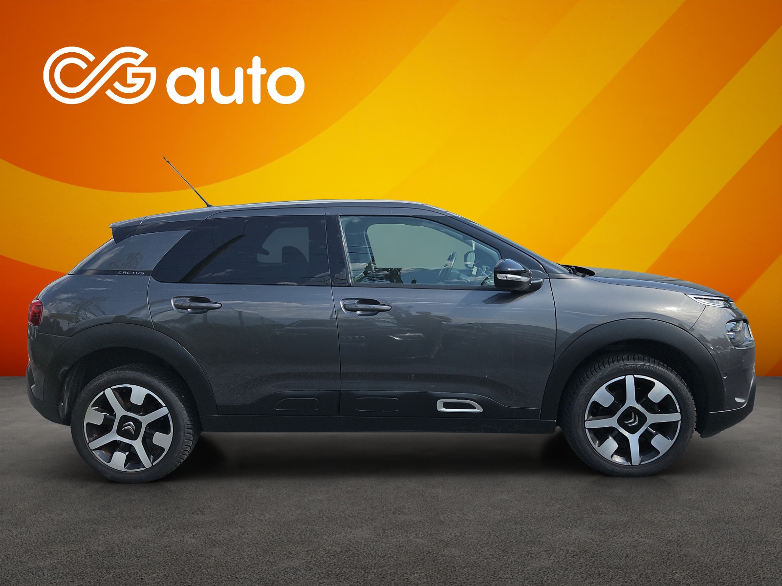 CITROEN C4 Cactus 1.2 Pure Tech Shine-image-4