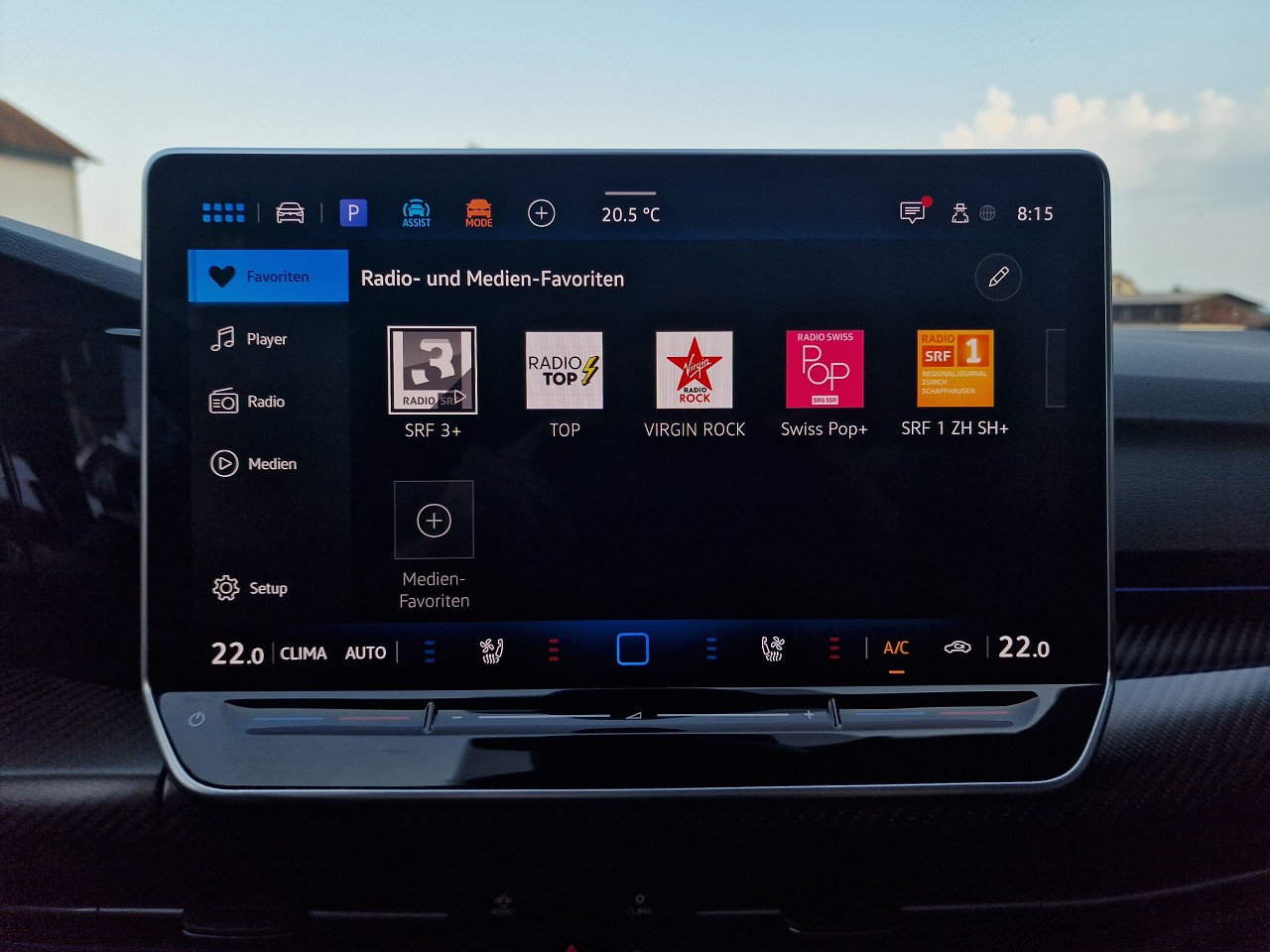 VW Golf Variant 2.0 TSI R DSG 4 Motion-image-21
