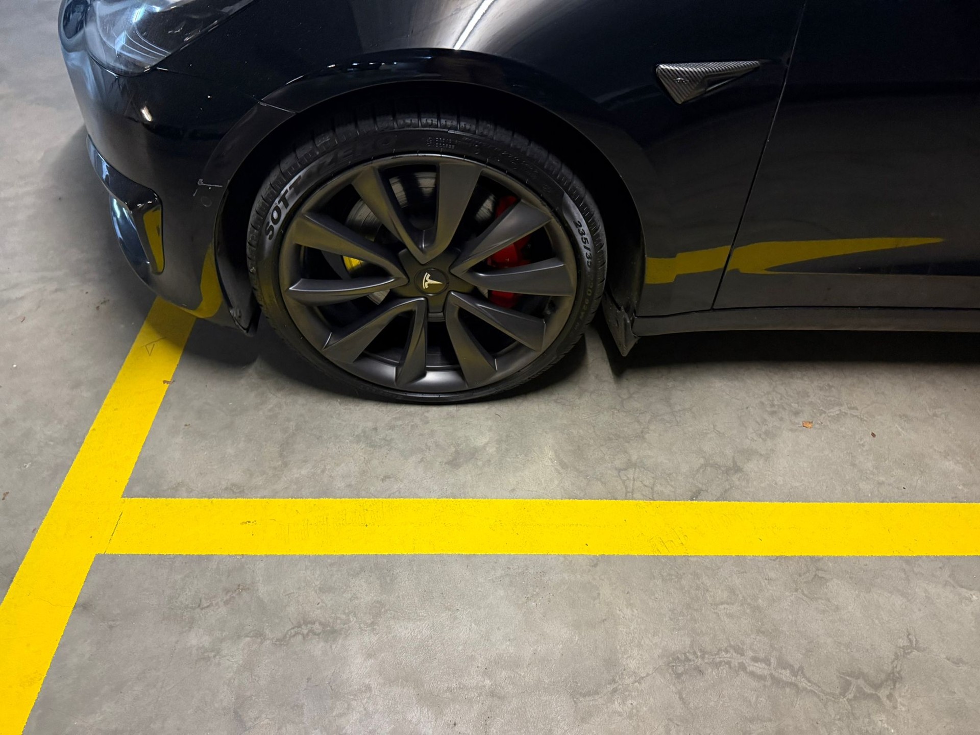 TESLA Model 3 Performance Dual Motor AWD-image-18