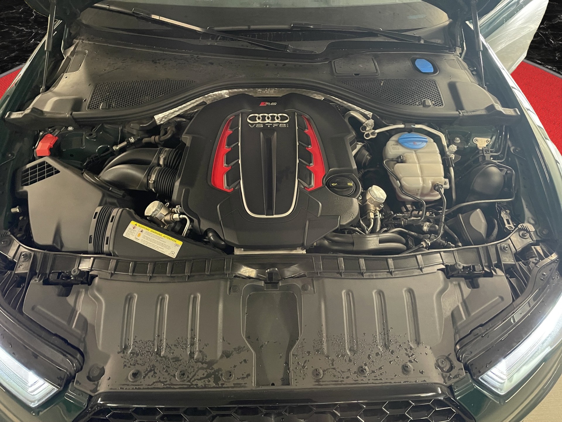 AUDI RS6 Avant 4.0 TFSI V8 performance quattro-image-14