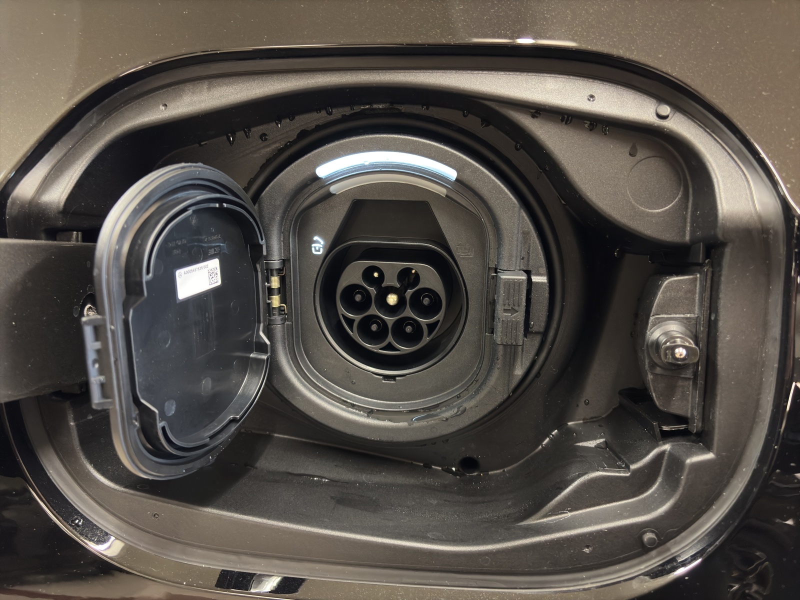 MERCEDES-BENZ E 300 e 4M Berline EQ Hybrid Technology-image-14