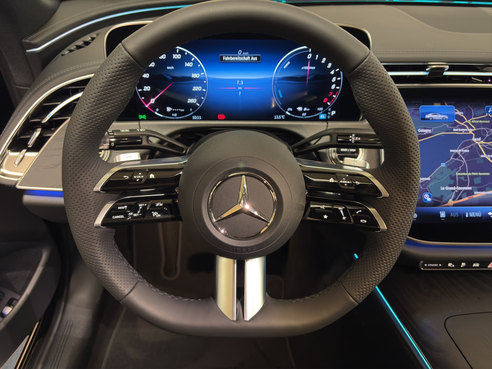 MERCEDES-BENZ E 300 e 4M Berline EQ Hybrid Technology-image-6