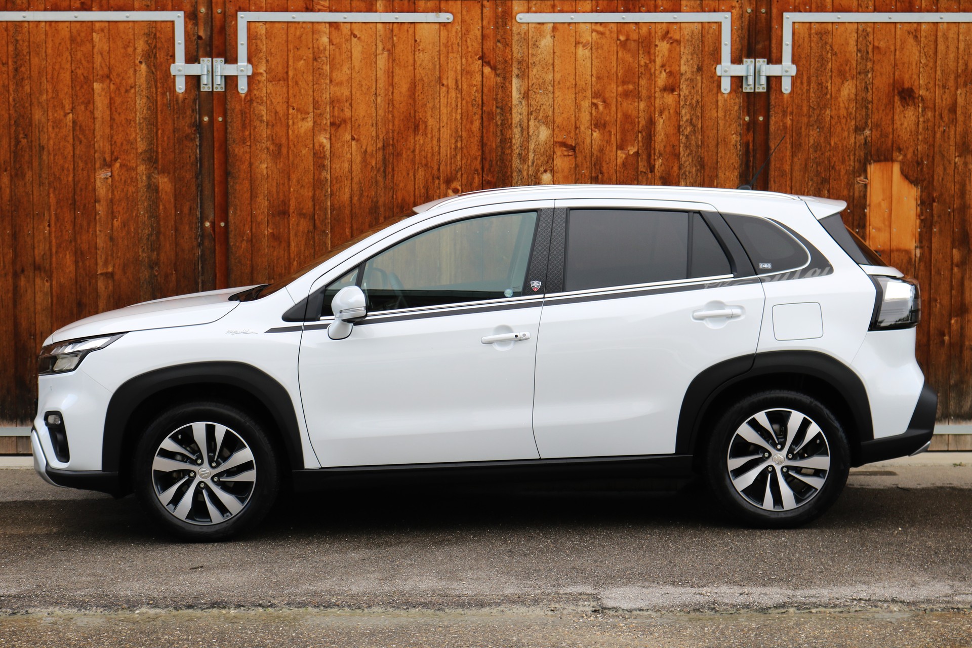 SUZUKI S-Cross 1.5 Piz Sulai Top Hybrid-showroom-element-1