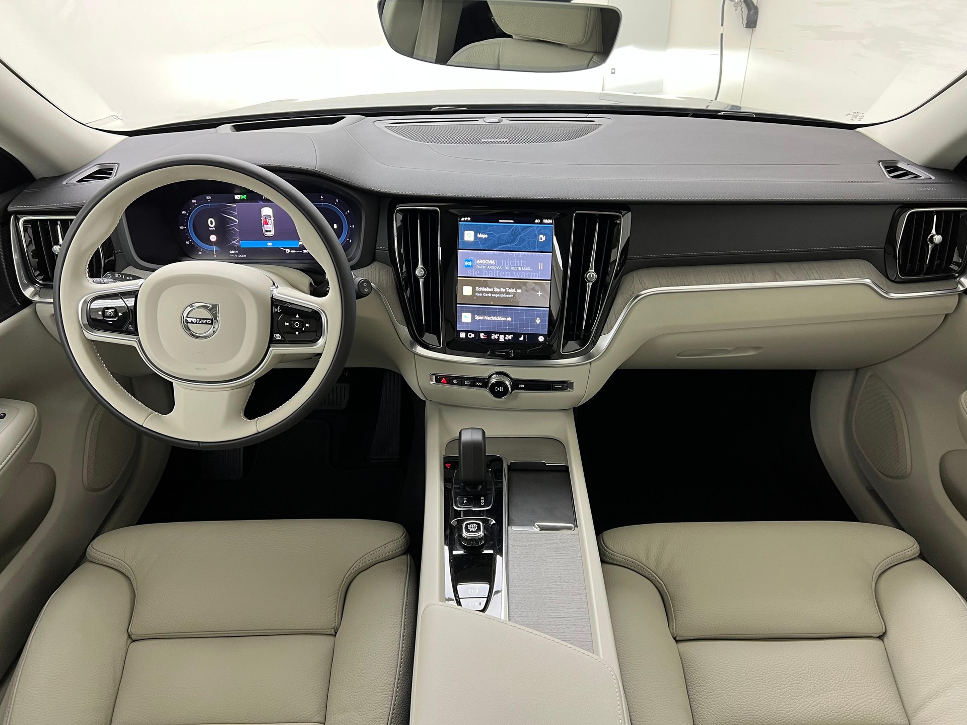 VOLVO V60 Cross Country 2.0 B4 Ultimate AWD / ab 3,99% Leasing bei Abschluss einer Protect Autoversicherung-image-9