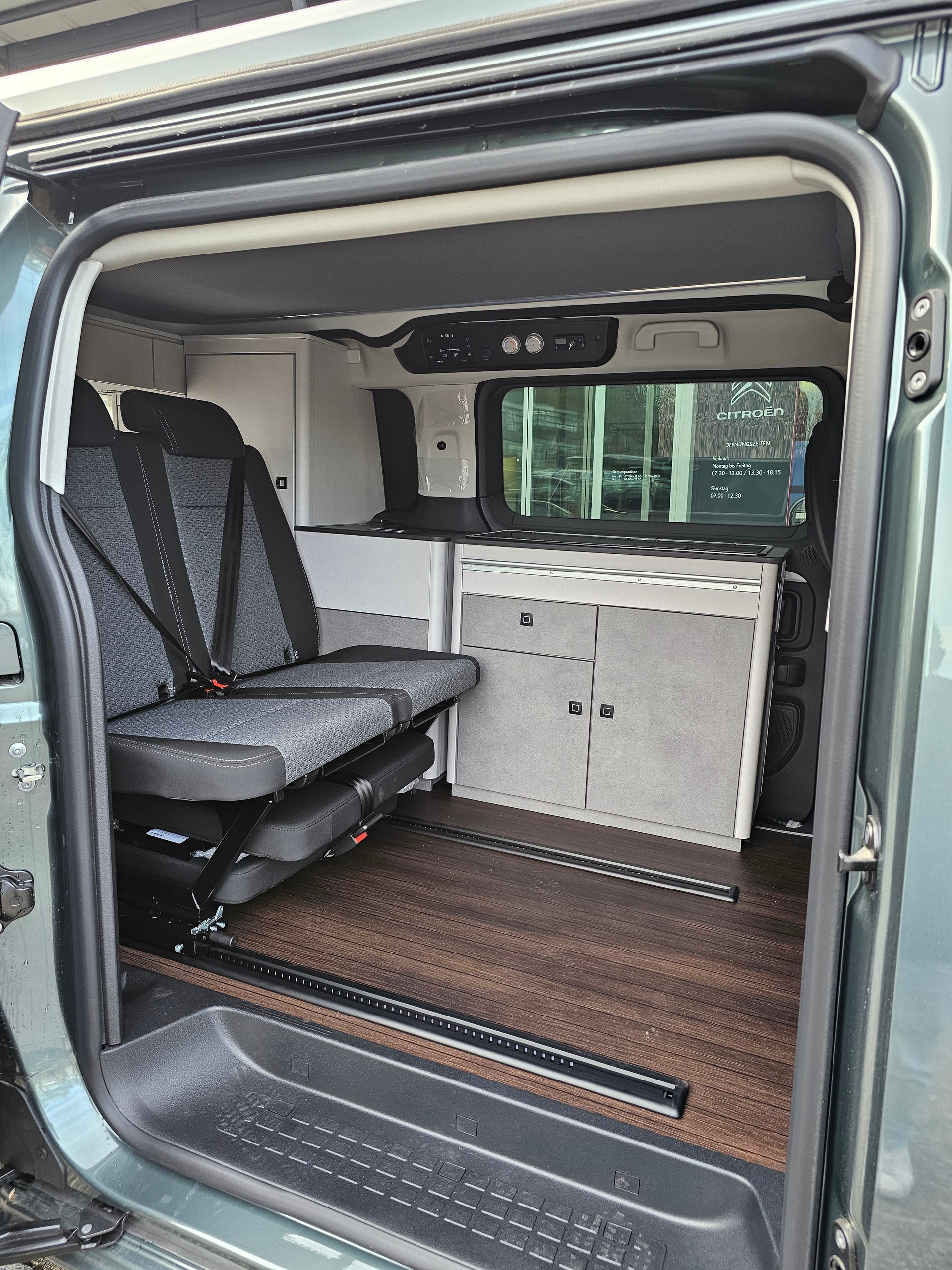 PÖSSL Campster 2.0 Blue HDI 180 EAT8-image-11