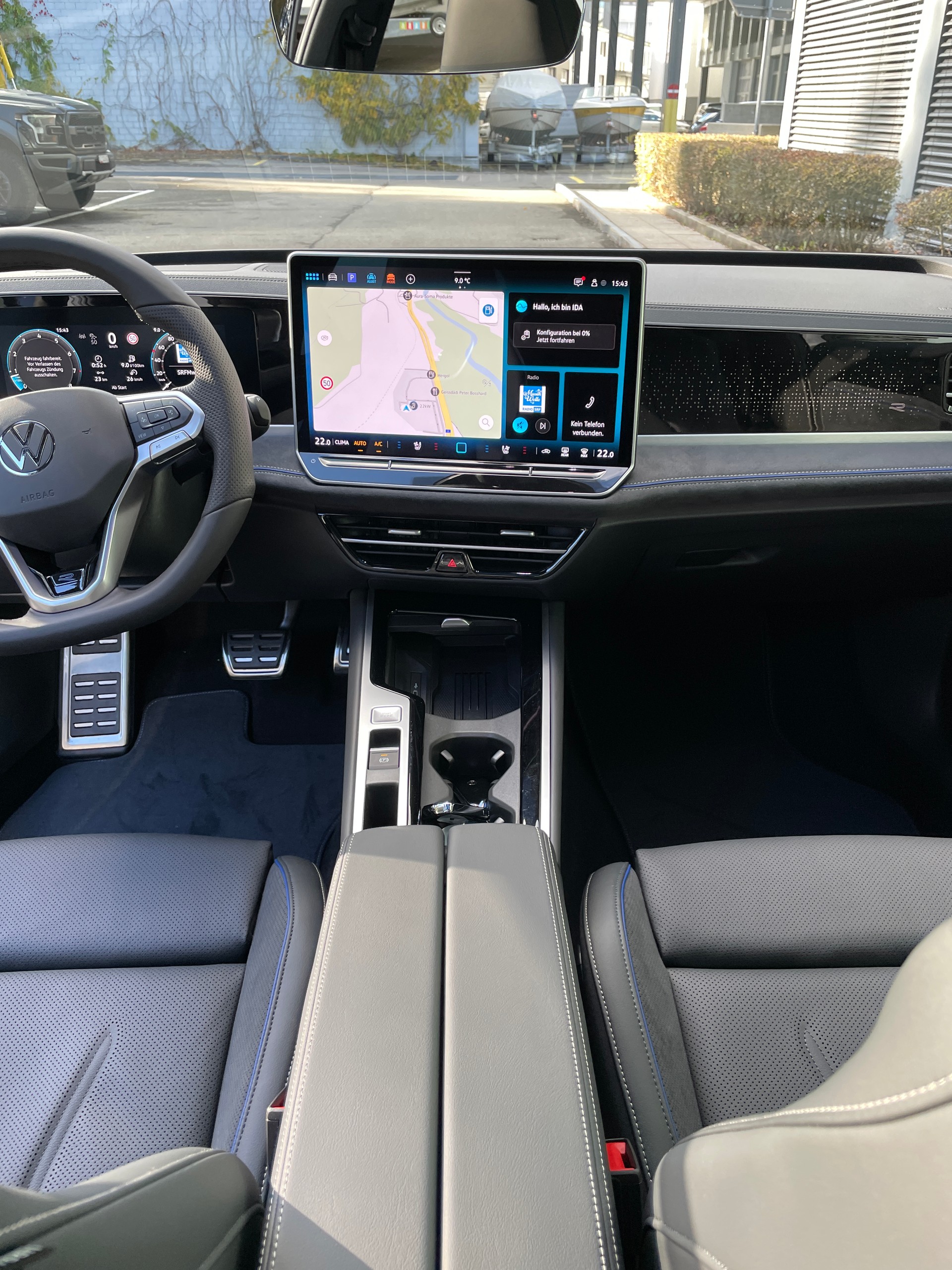 VW Passat Variant 1.5eTSI R-Line DSG-image-16