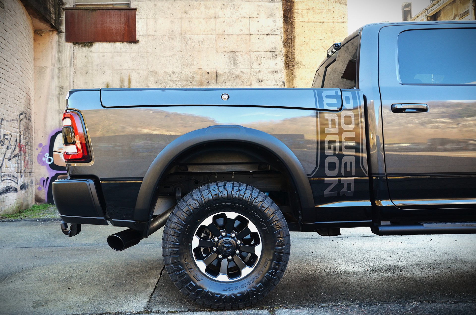 DODGE 2500 POWER WAGON-image-11