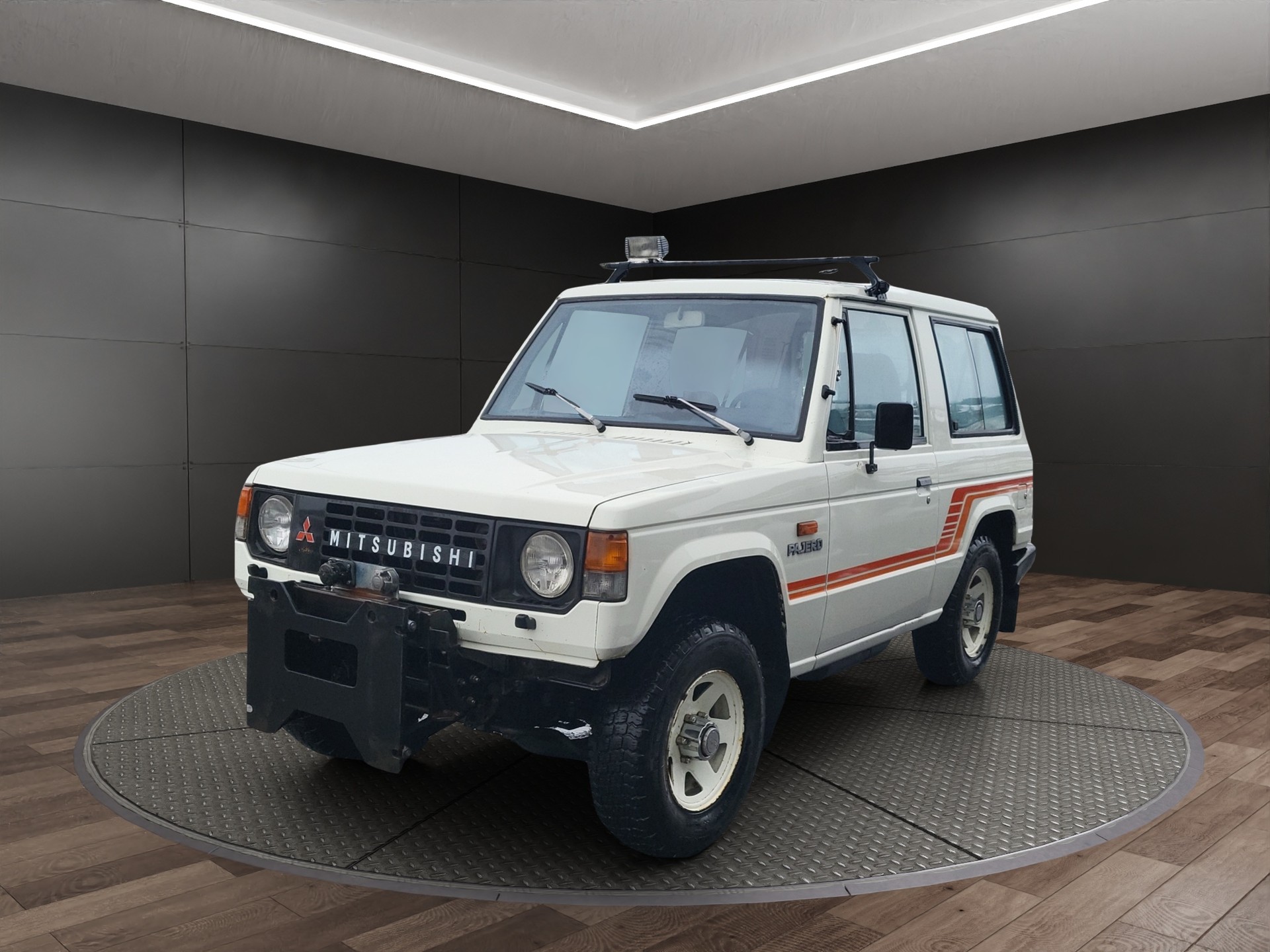 MITSUBISHI Pajero 2.6 Metal Top-image-4
