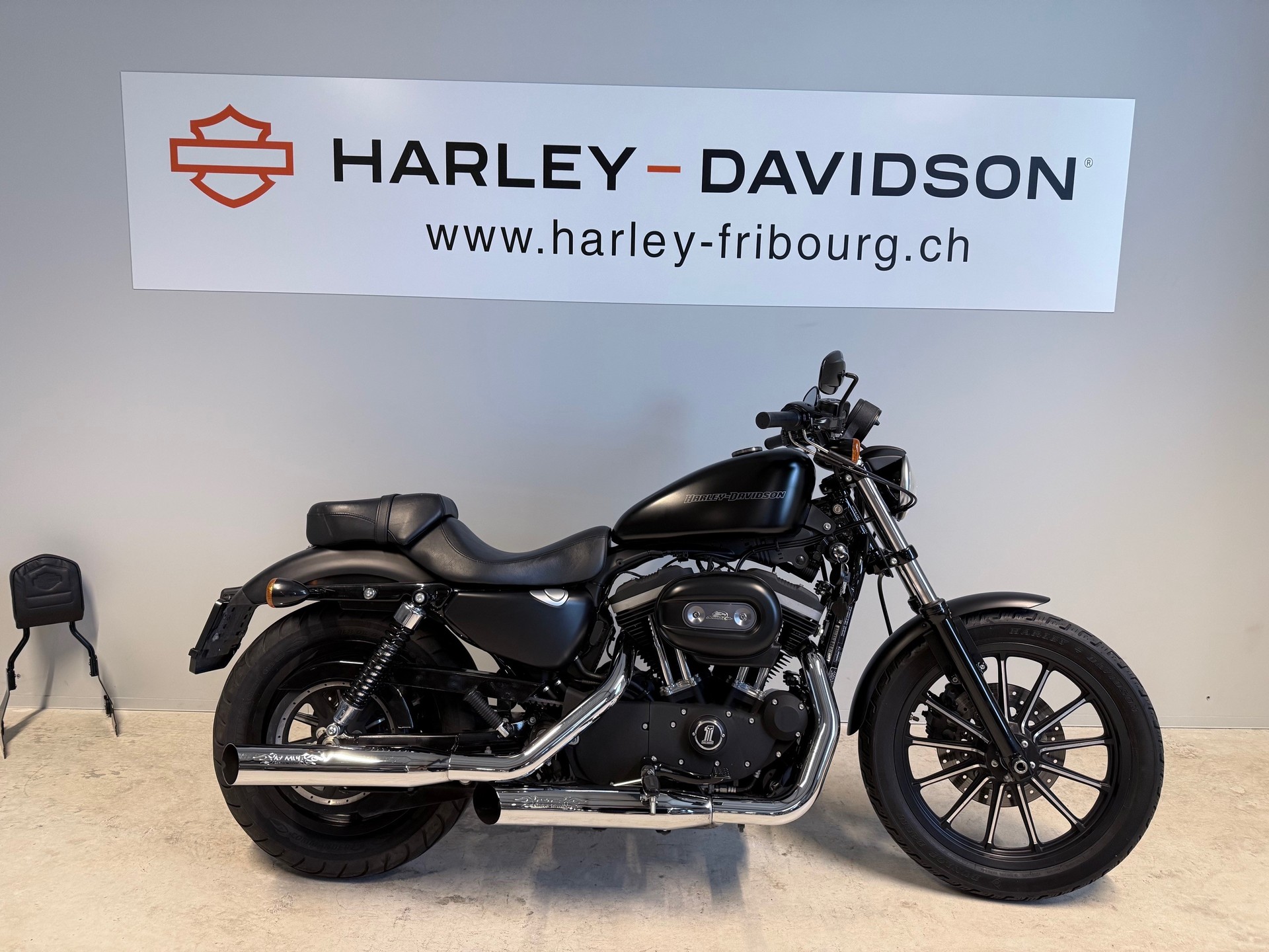 HARLEY-DAVIDSON XL 883 N Sportster Iron-image-0