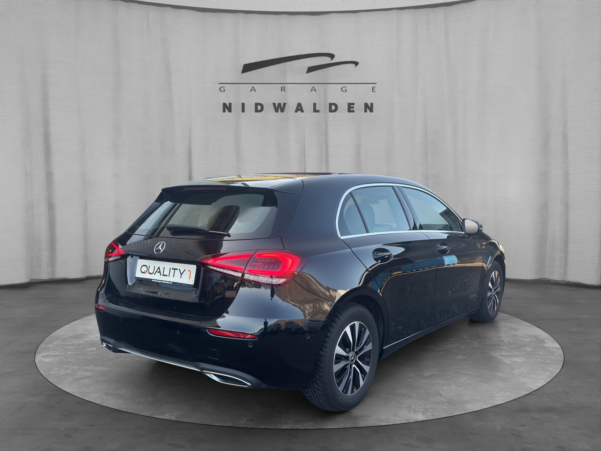 MERCEDES-BENZ A 200 4Matic Progressive 8G-DCT-image-5