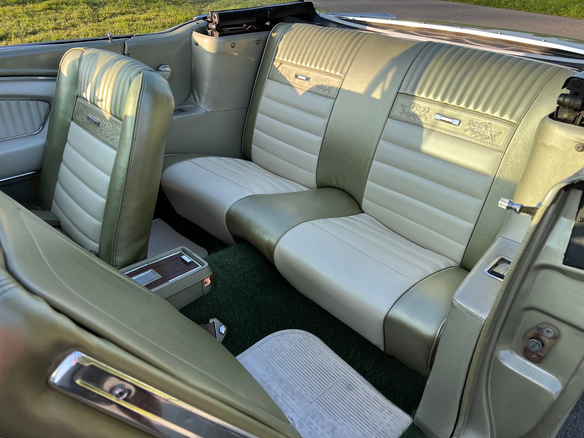 FORD MUSTANG Cabriolet 289-image-9