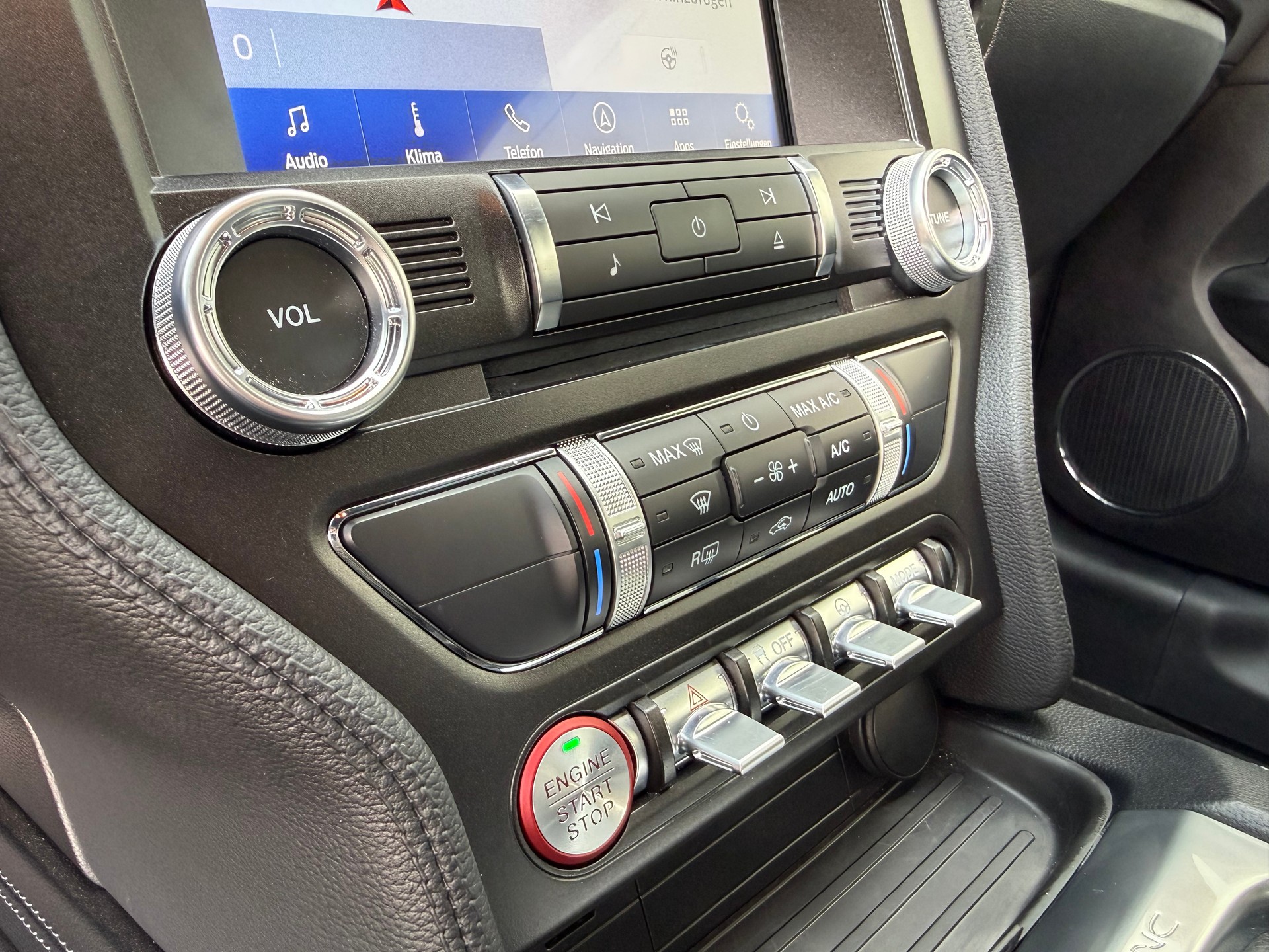 FORD Mustang Fastback 5.0 V8 Mach 1 Handschaltung-image-11