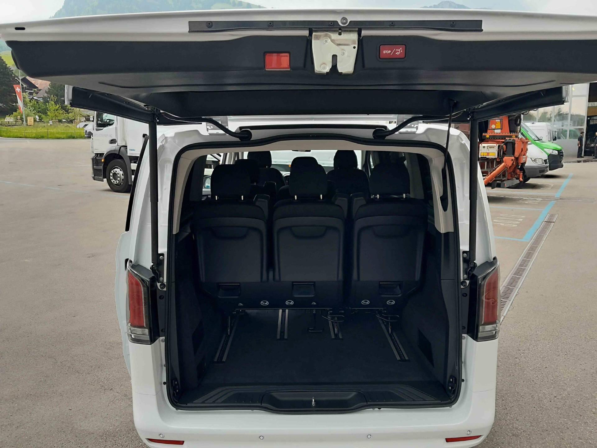 MERCEDES-BENZ Vito 116 CDI Kombi L 4x4 Family-image-13