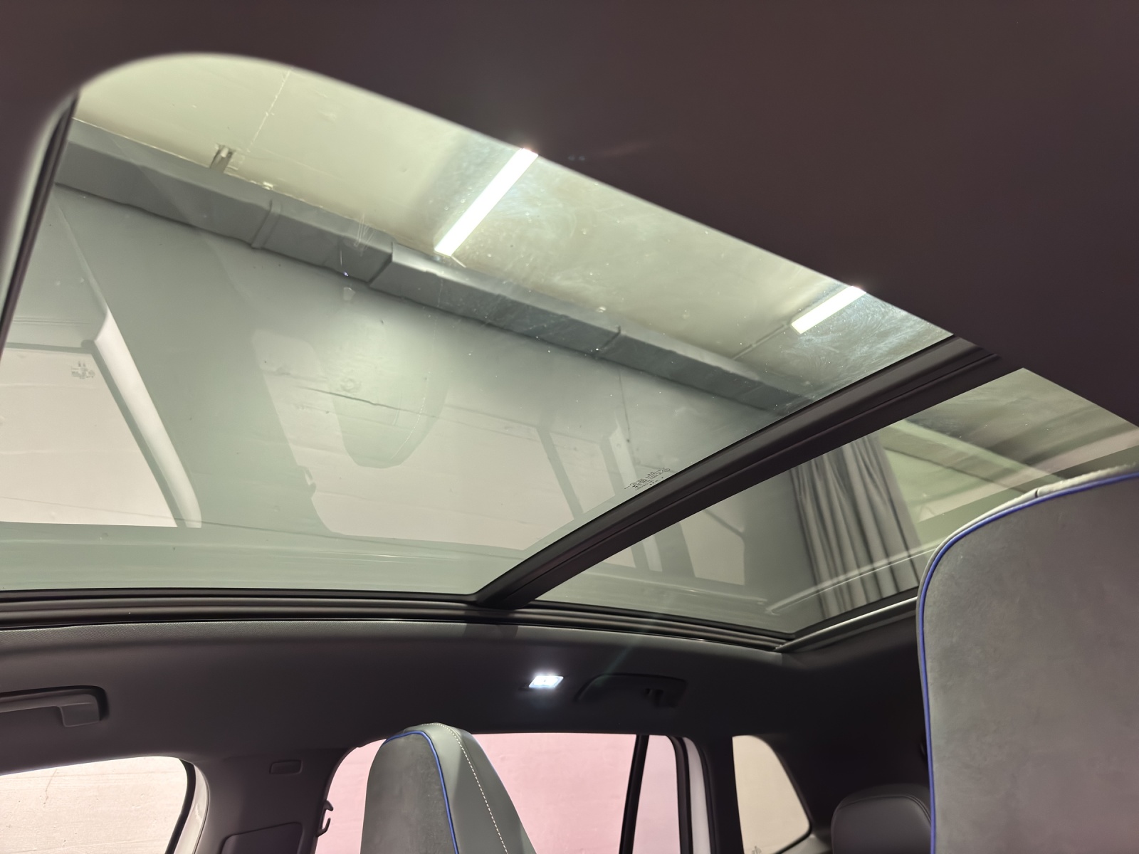 VW Tiguan 2.0 TSI R-Line Plus DSG 4motion-image-15