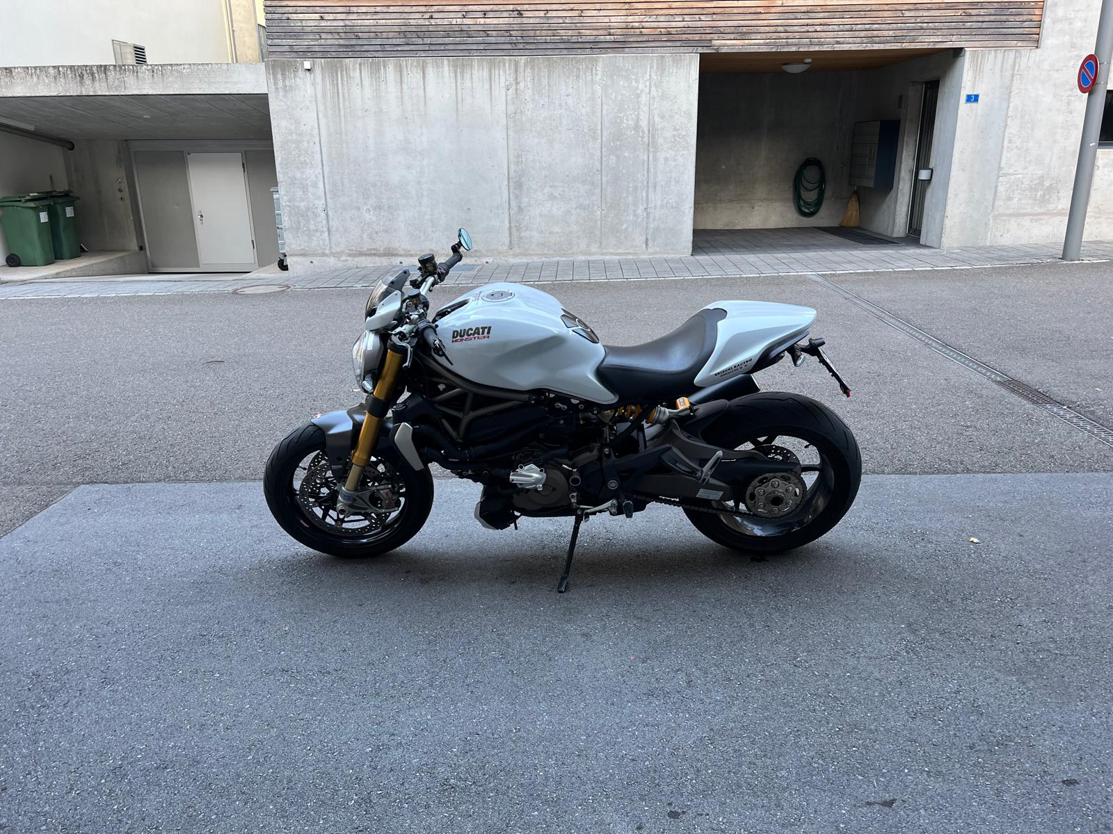 DUCATI Monster 1200 S ABS-image-3