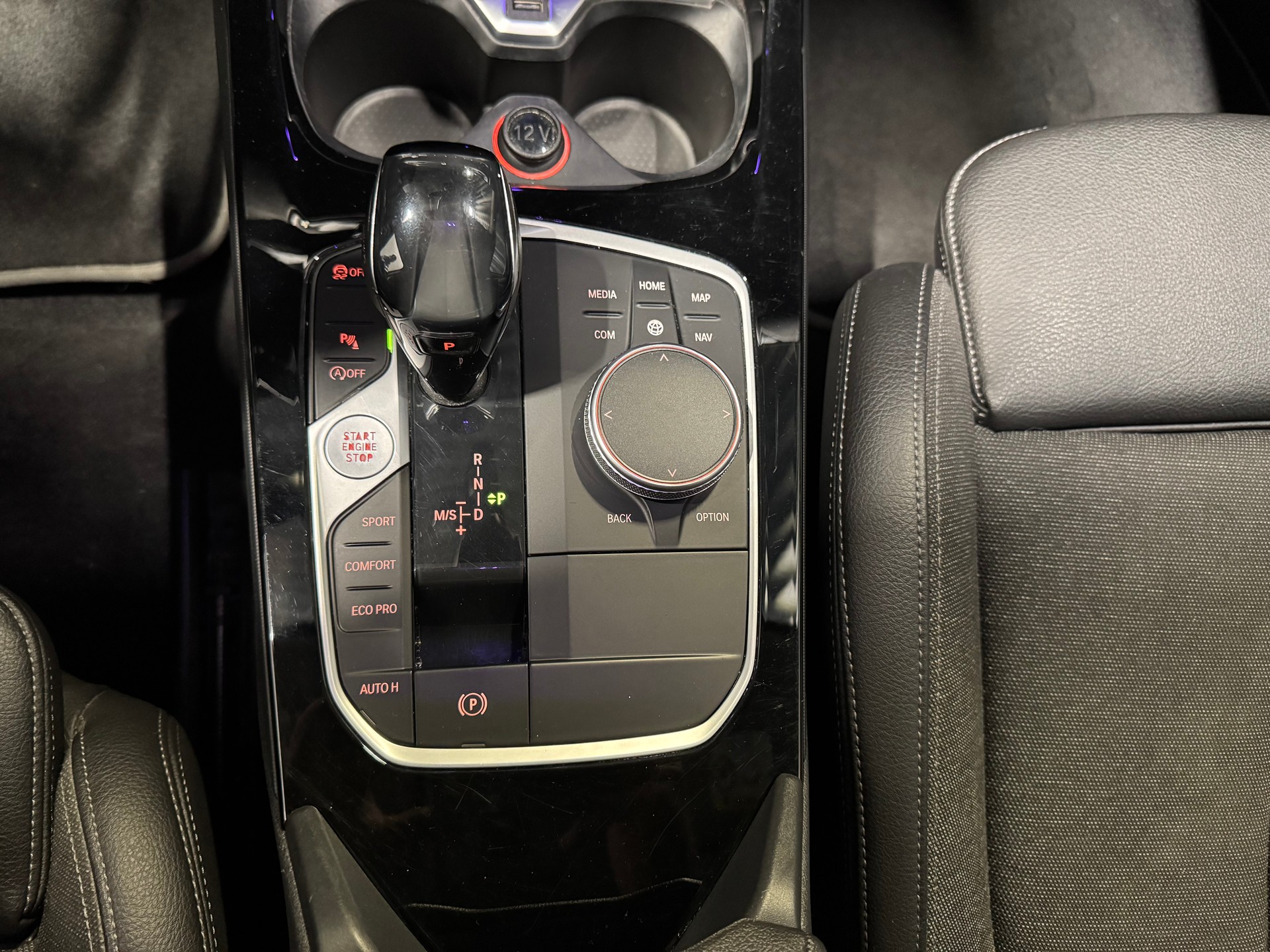 BMW 120d xDrive Steptronic Sport Line (17)-image-14