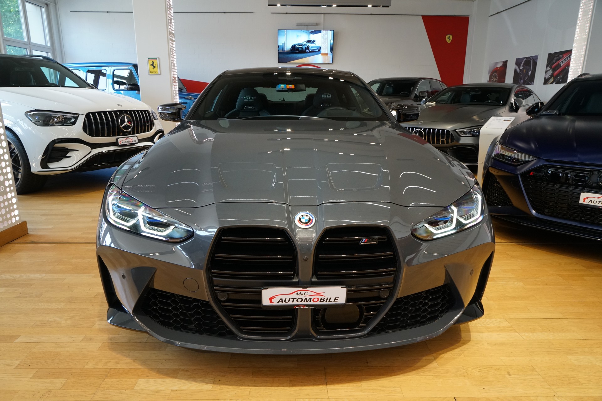 BMW M4 Coupé Competition M xDrive Edition 50 Jahre BMW M-showroom-element-1