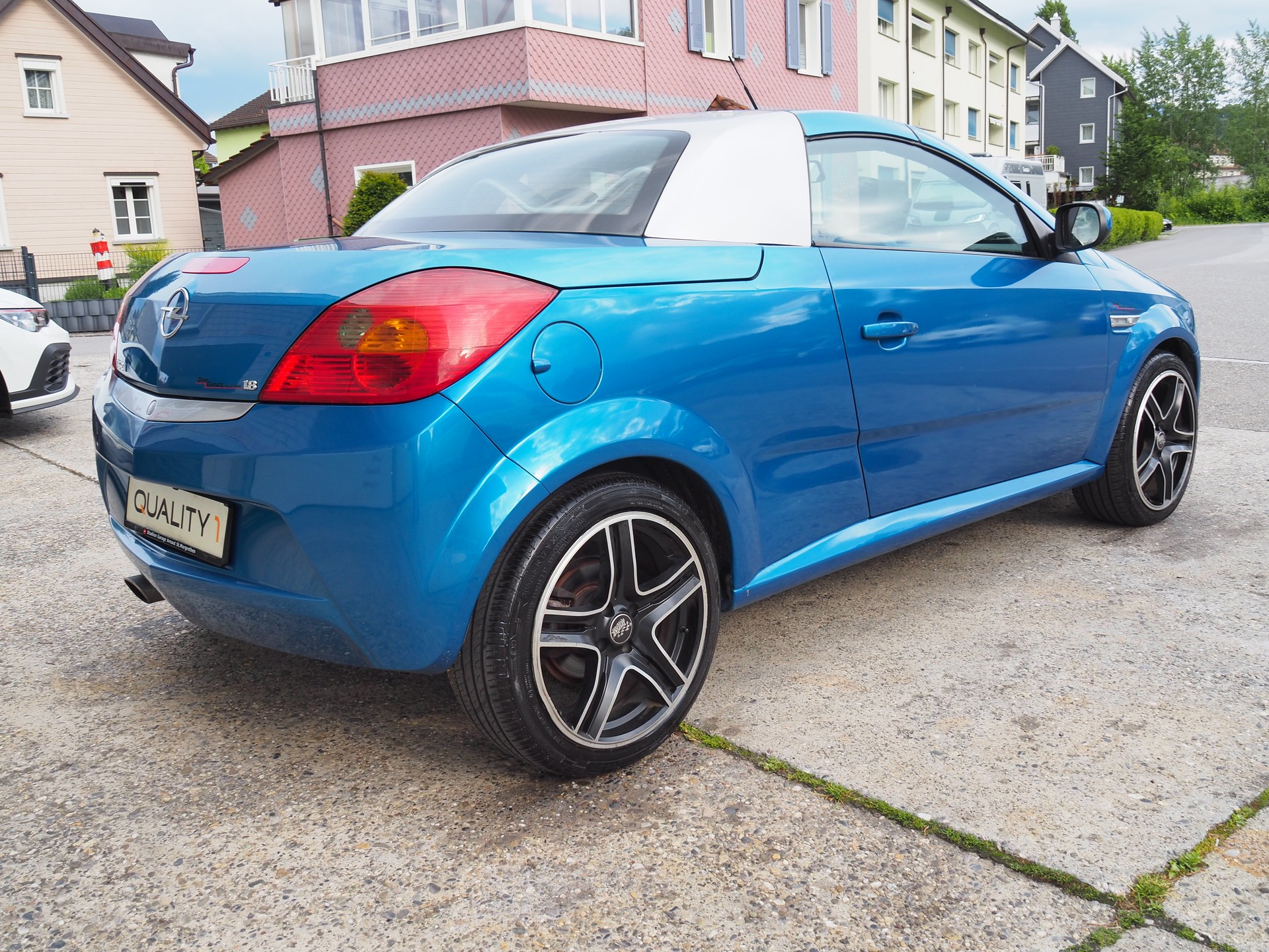 OPEL Tigra 1.8 Sport-image-10