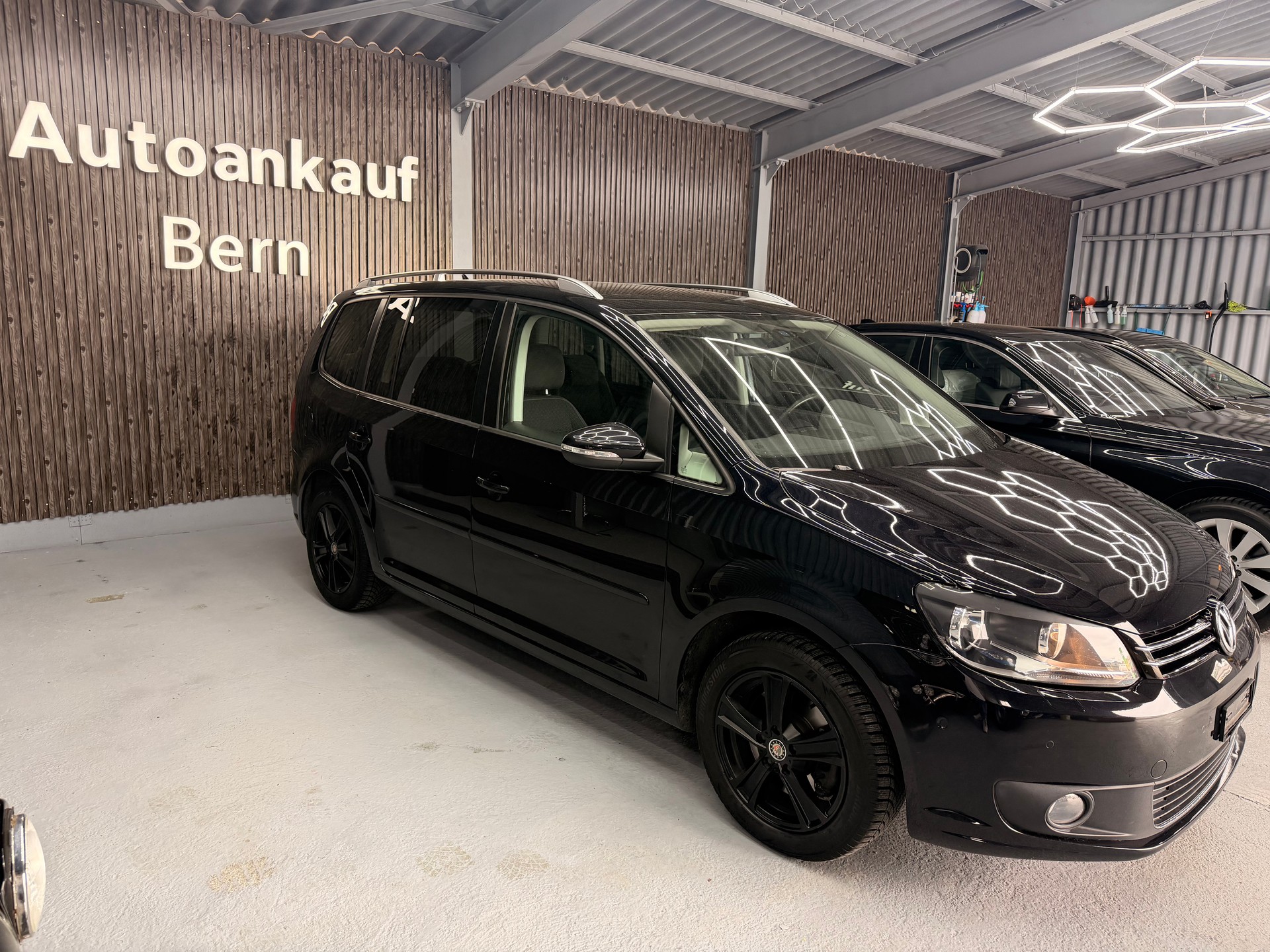 VW Touran 1.4 TSI Team DSG-showroom-element-2