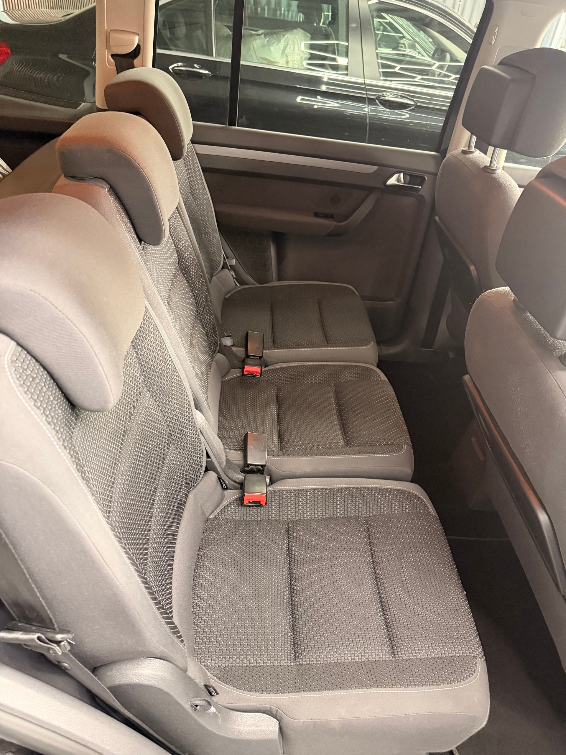 VW Touran 1.4 TSI Team DSG-showroom-element-3