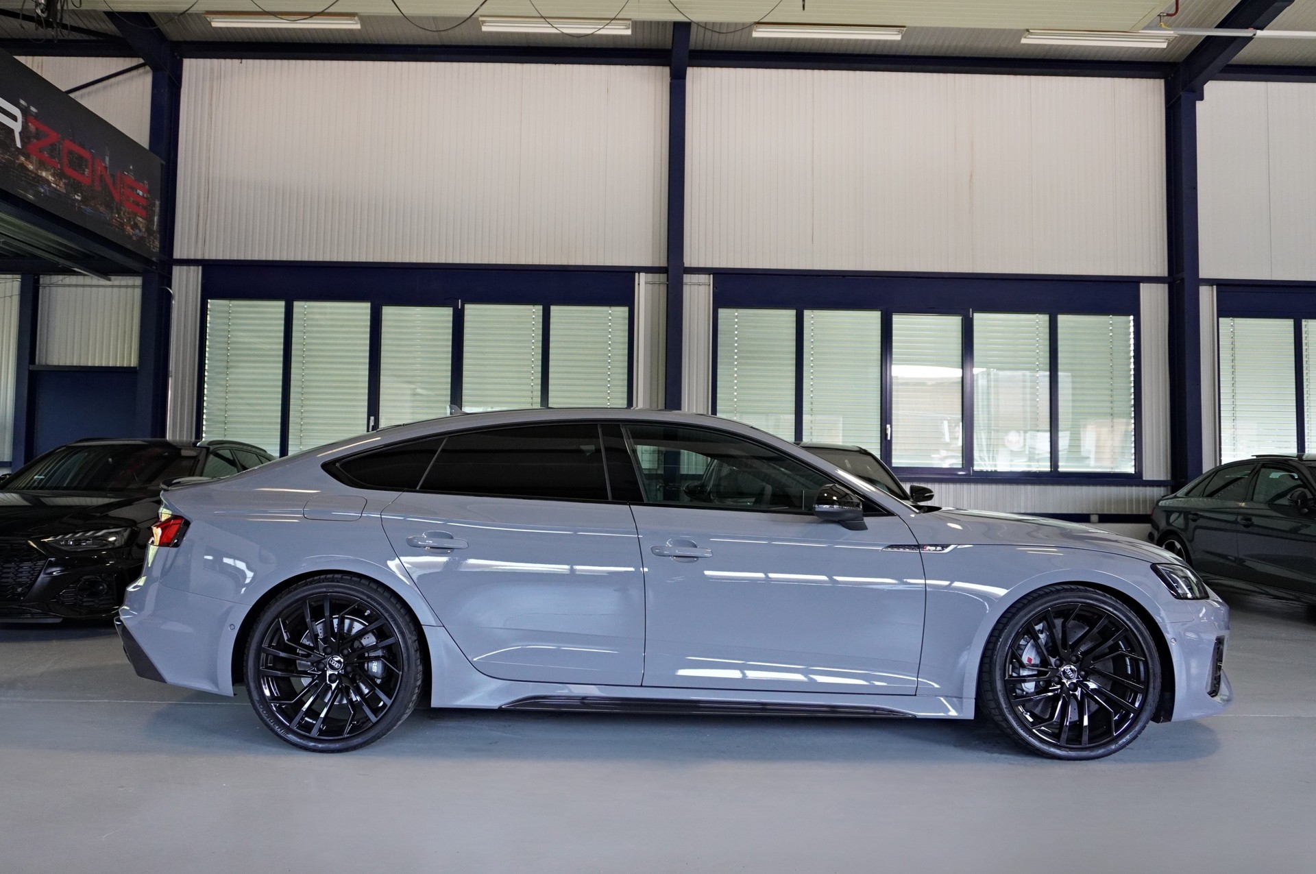 AUDI RS5 Sportback 2.9 TFSI quattro tiptronic // CARBON PAKET //-image-2