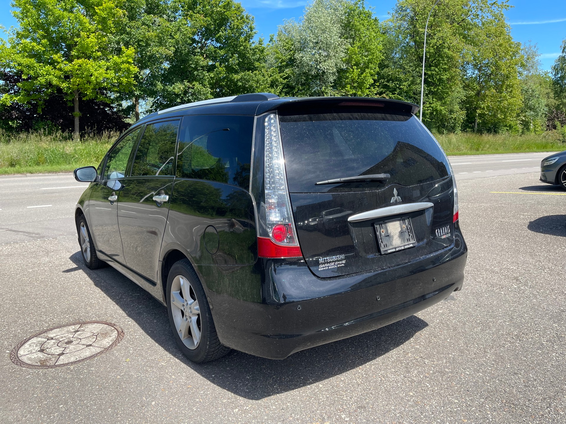MITSUBISHI Grandis 2.0 16V DID Invite-image-2