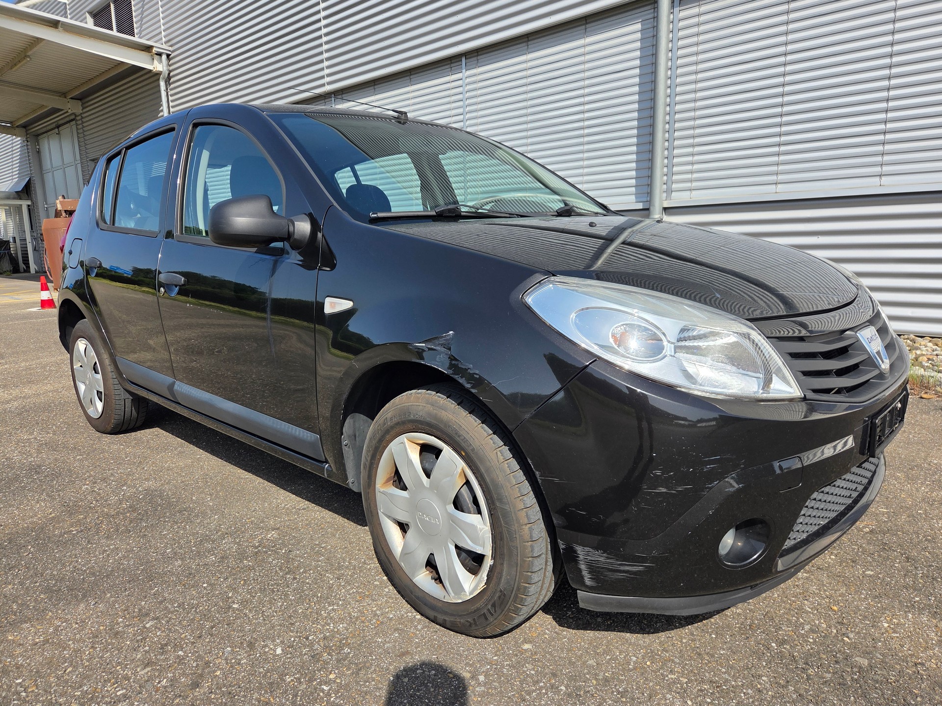 DACIA Sandero 1.2 Ambiance-image-1