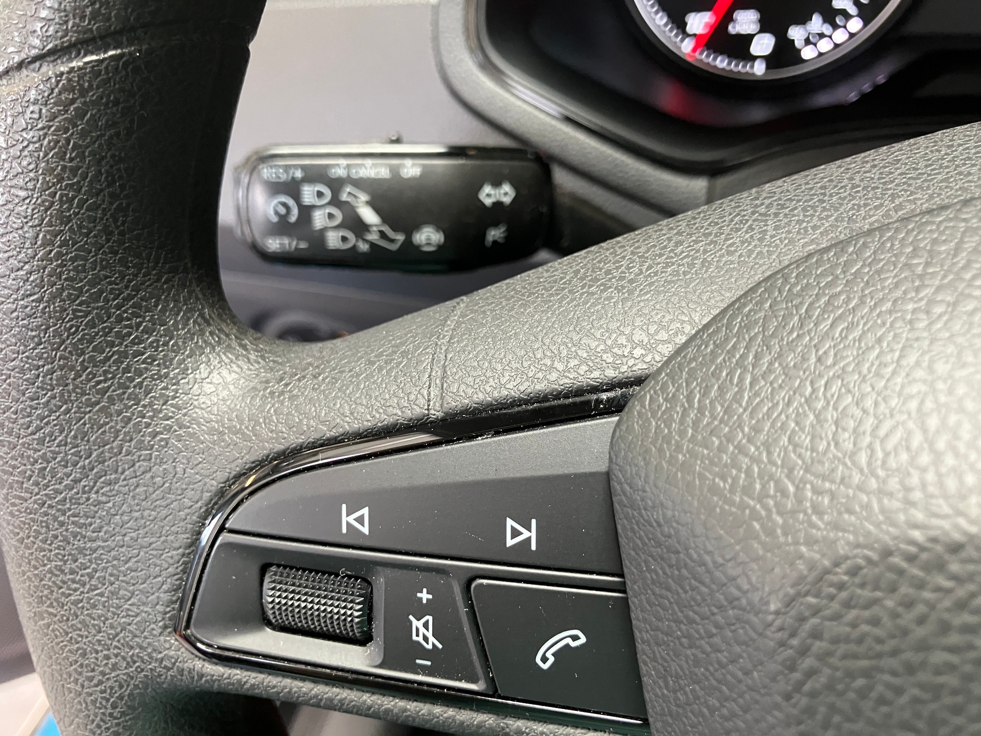 SEAT Ibiza 1.0 EcoTSI Reference DSG-image-24
