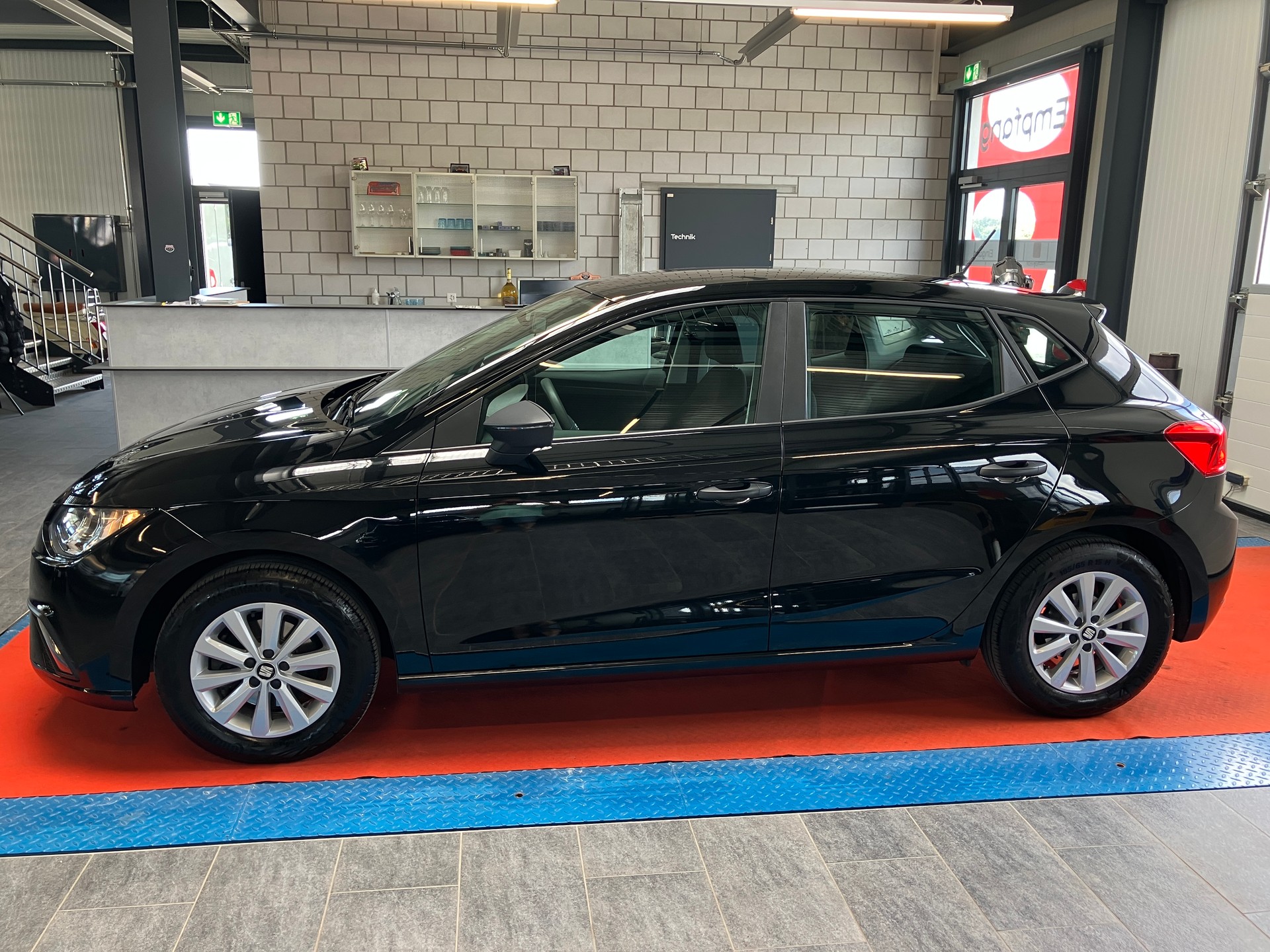 SEAT Ibiza 1.0 EcoTSI Reference DSG-image-5