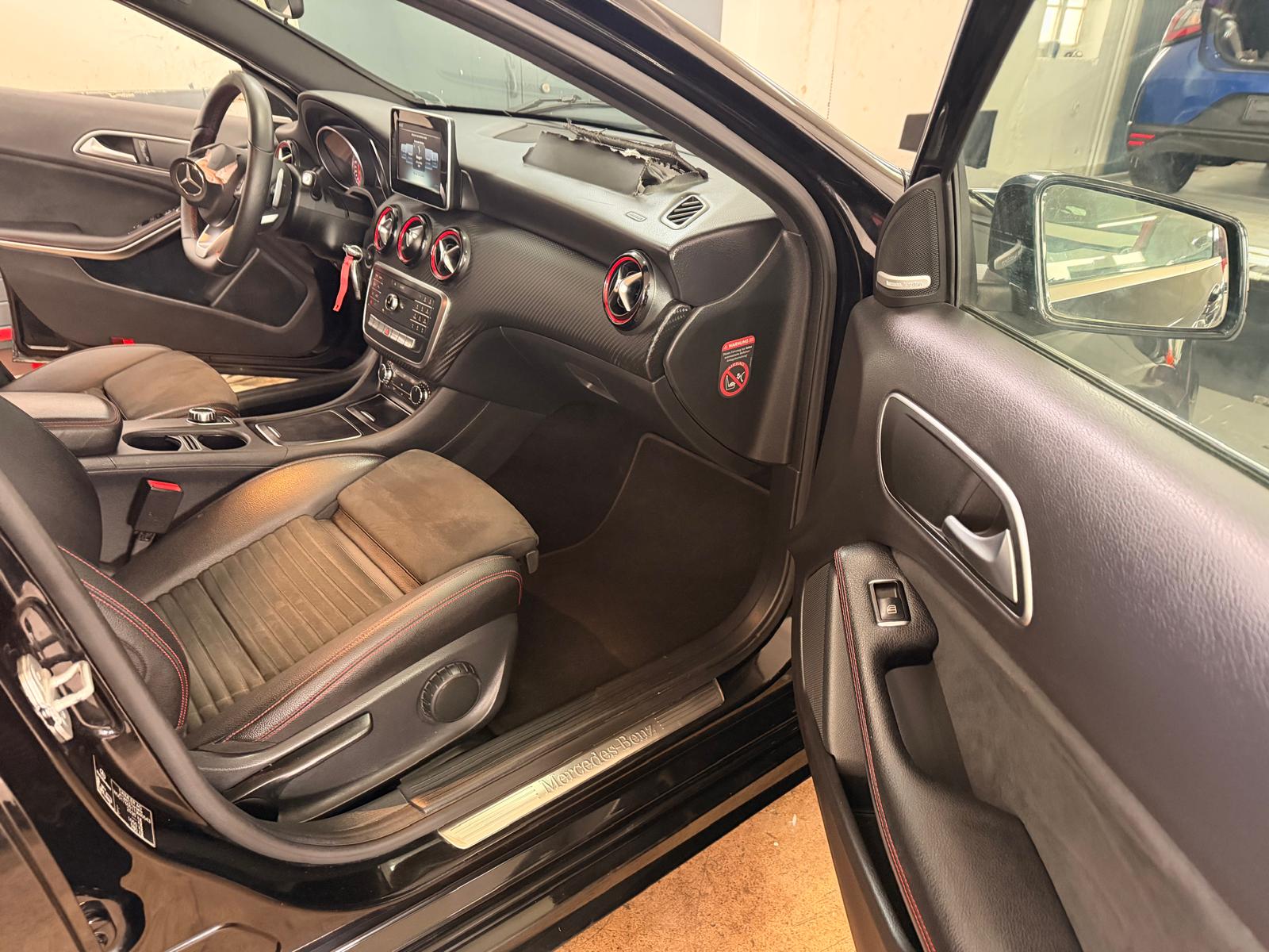 MERCEDES-BENZ A 250 Sport 4Matic 7G-DCT-image-13