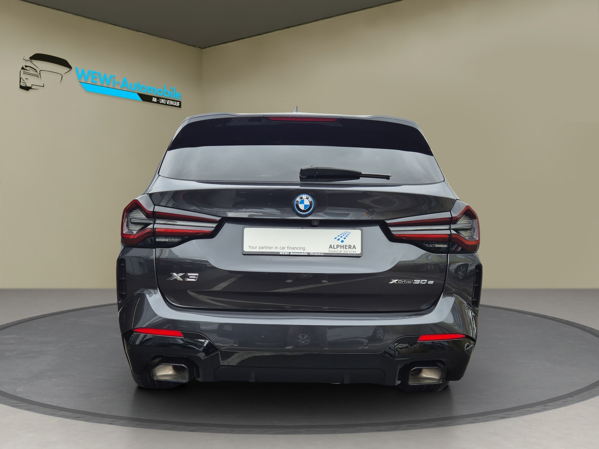 BMW X3 xDrive 30e M Sport-showroom-element-3
