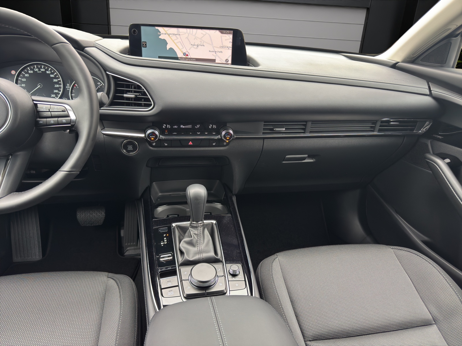 MAZDA CX-30 SKYACTIV-X 186 M Hybrid Exclusive Line AWD AT-image-7