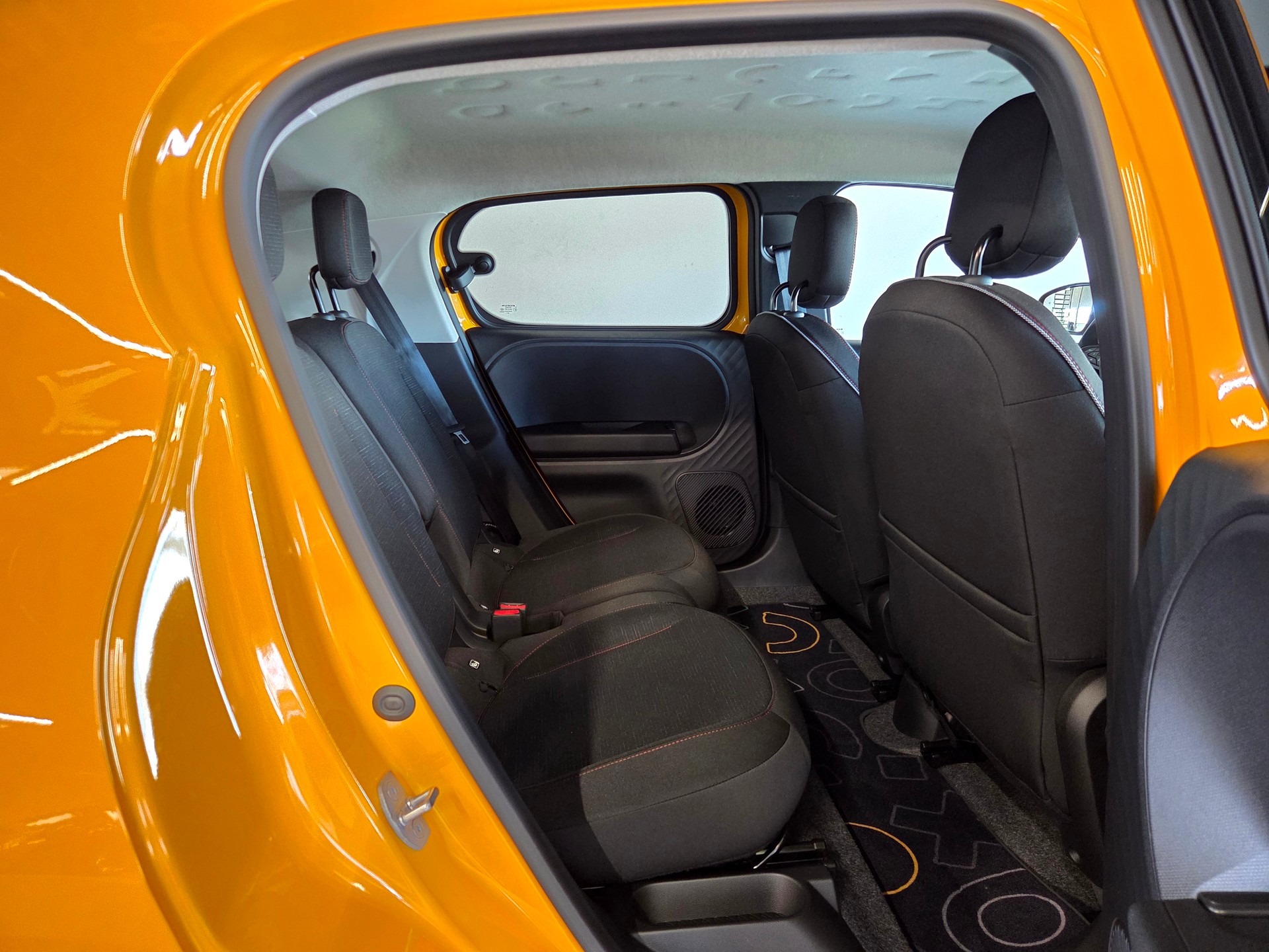 RENAULT Twingo E-Tech Urban Range techno-image-20