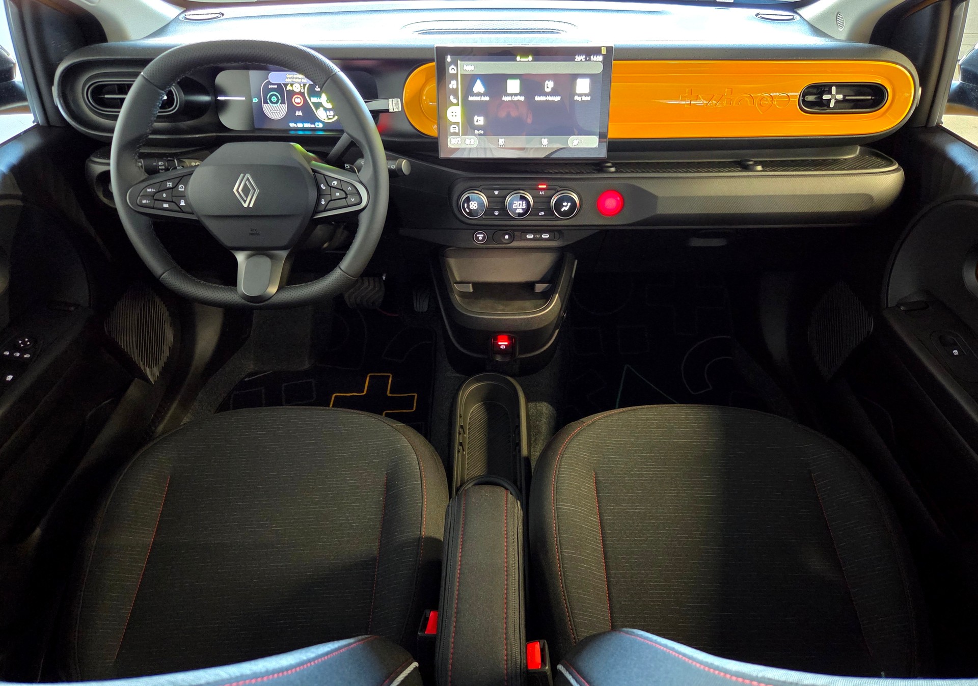 RENAULT Twingo E-Tech Urban Range techno-image-6