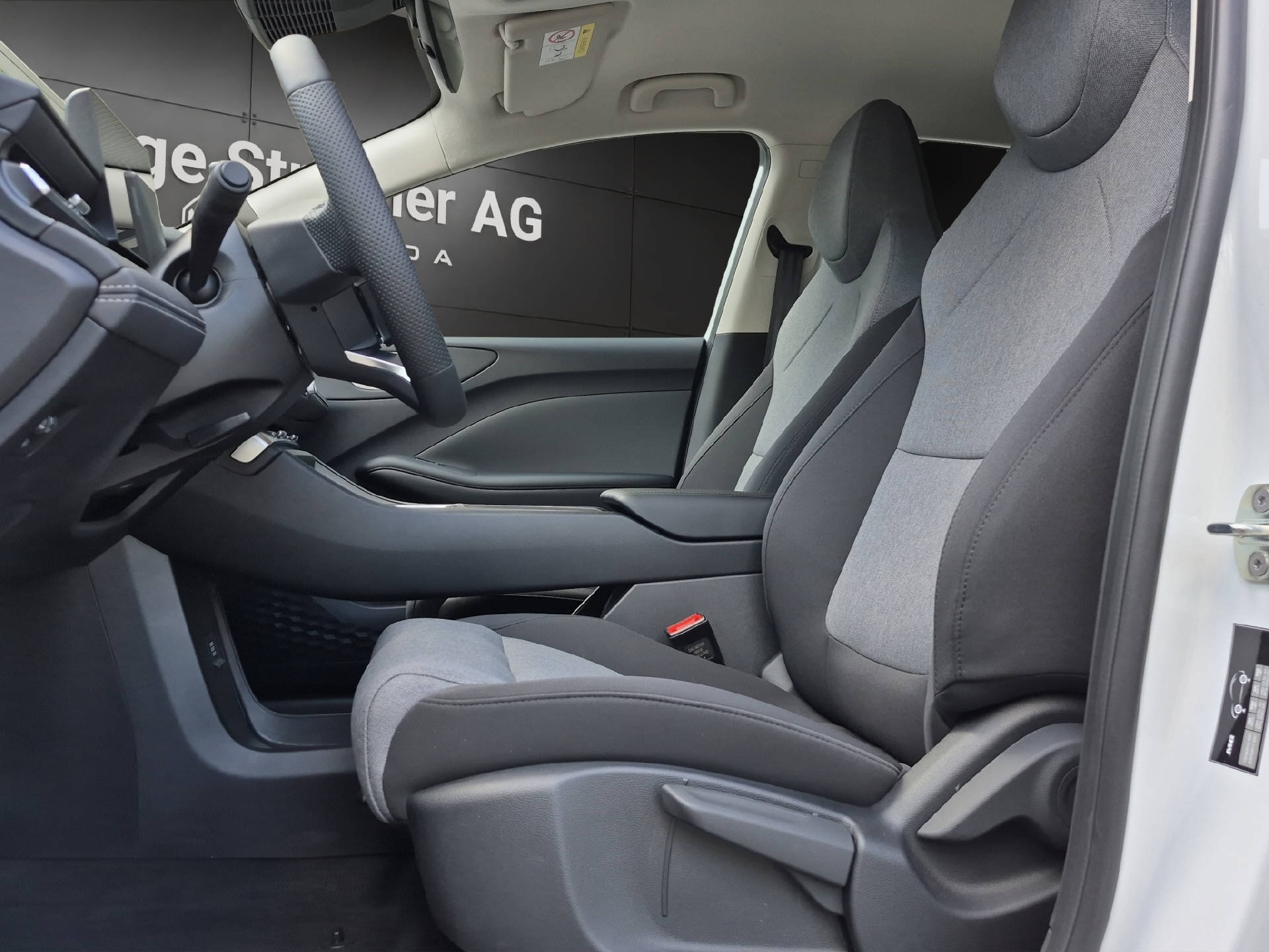 MG 4 Urban 43kWh Comfort-image-9