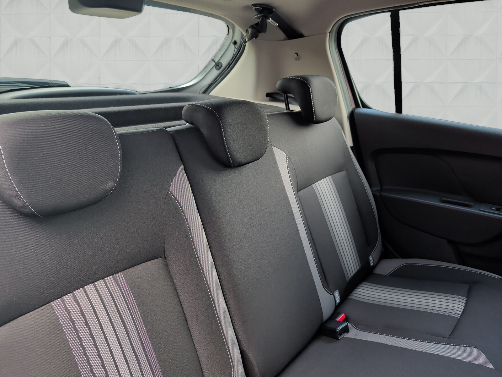 DACIA Sandero Tce 90 Stepway Automatic-image-11