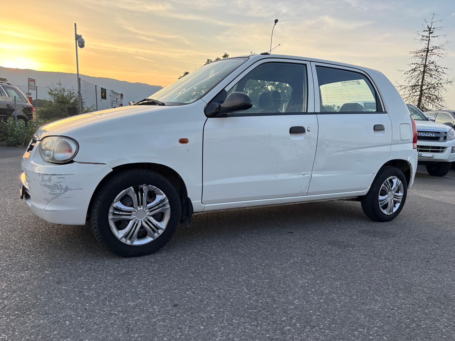 SUZUKI Alto 1.1 Top-showroom-element-1