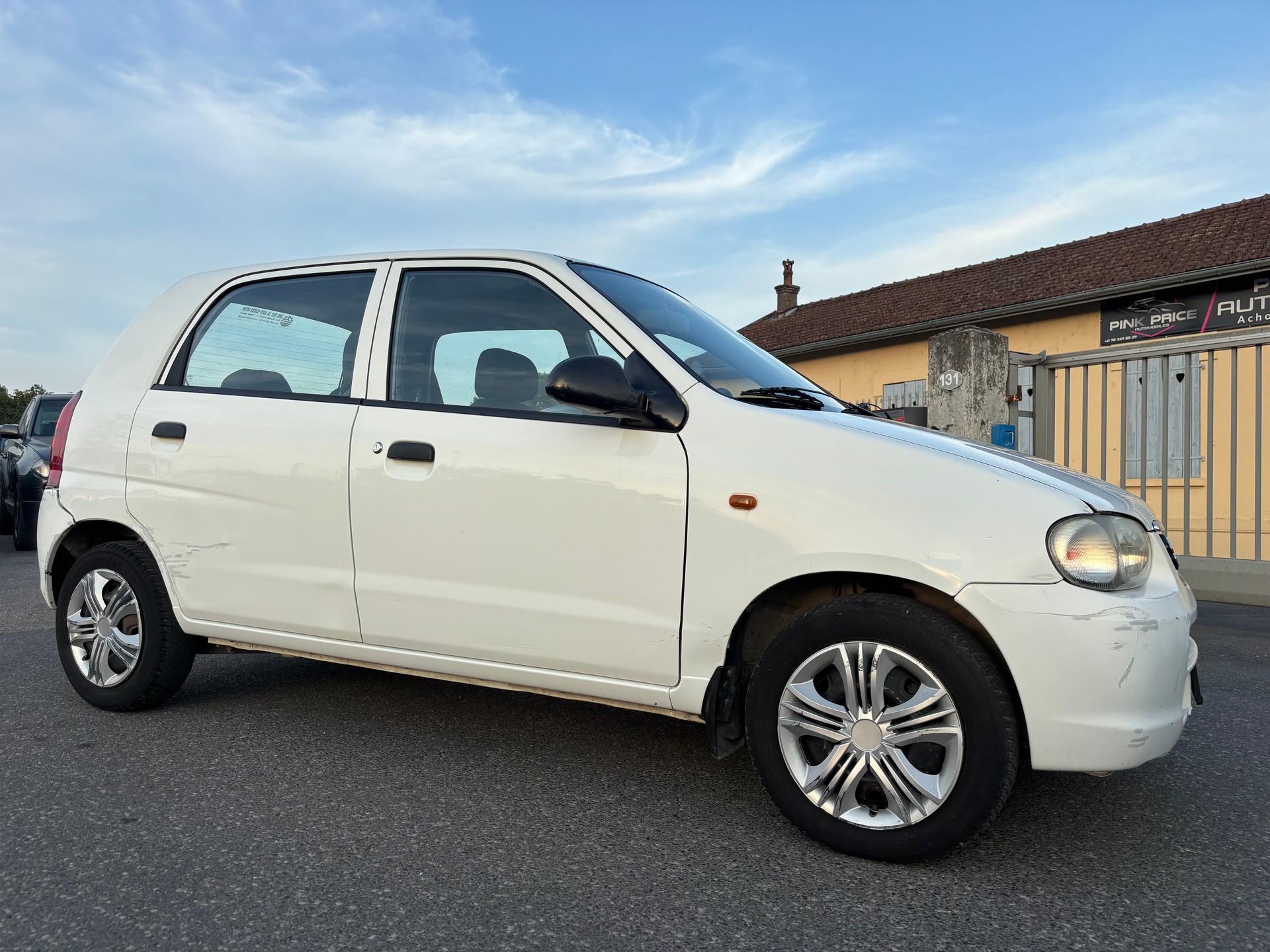 SUZUKI Alto 1.1 Top-showroom-element-2