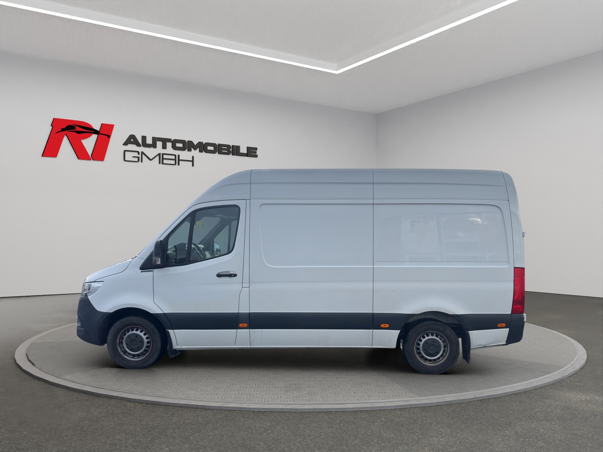 MERCEDES-BENZ Sprinter 316 CDI Standard 7G-Tronic-image-5