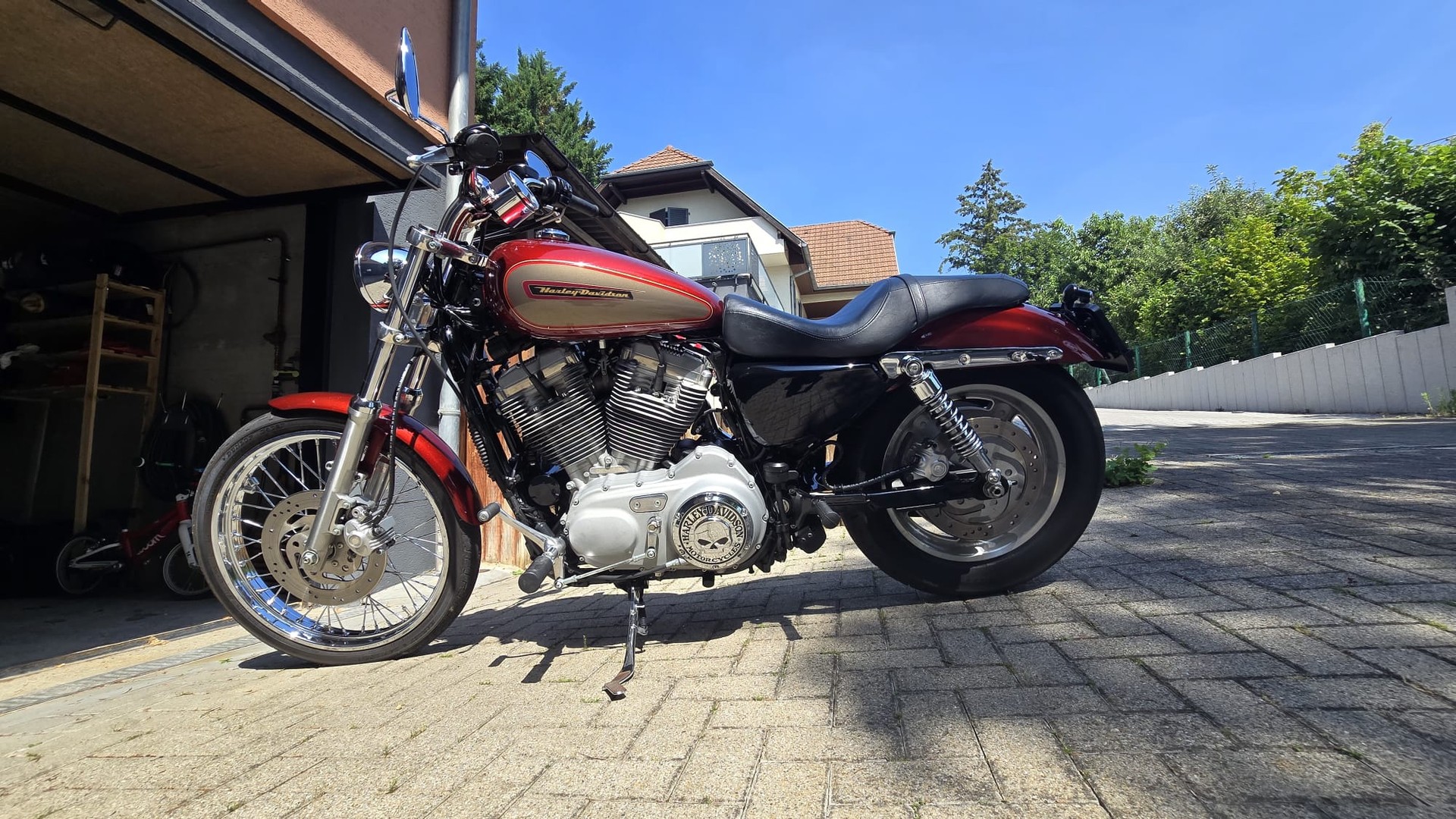 HARLEY-DAVIDSON XL 883 C Sportster Custom Injection (25kW)-image-1