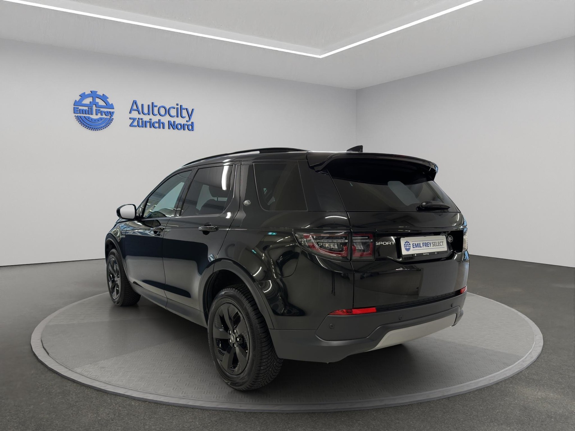 LAND ROVER Discovery Sport 2.0 SD4 200 SE-showroom-element-1