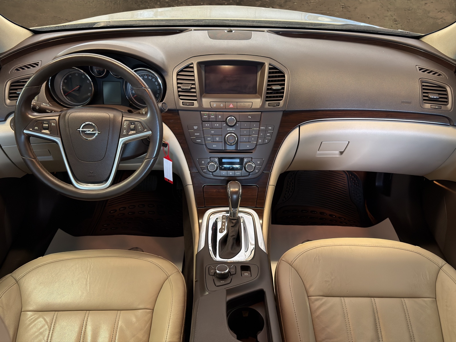 OPEL Insignia 2.0 Turbo Edition 4WD Automatic-showroom-element-3