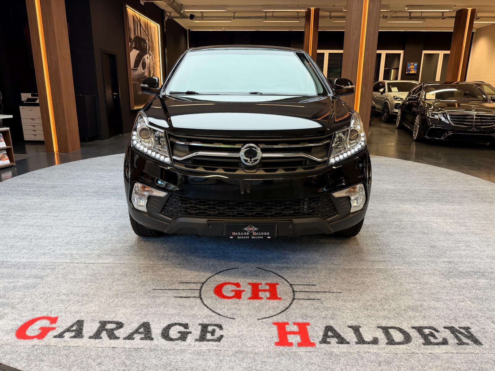 KGM-SsangYong Korando 2.2 e-XDi Sapphire-showroom-element-1