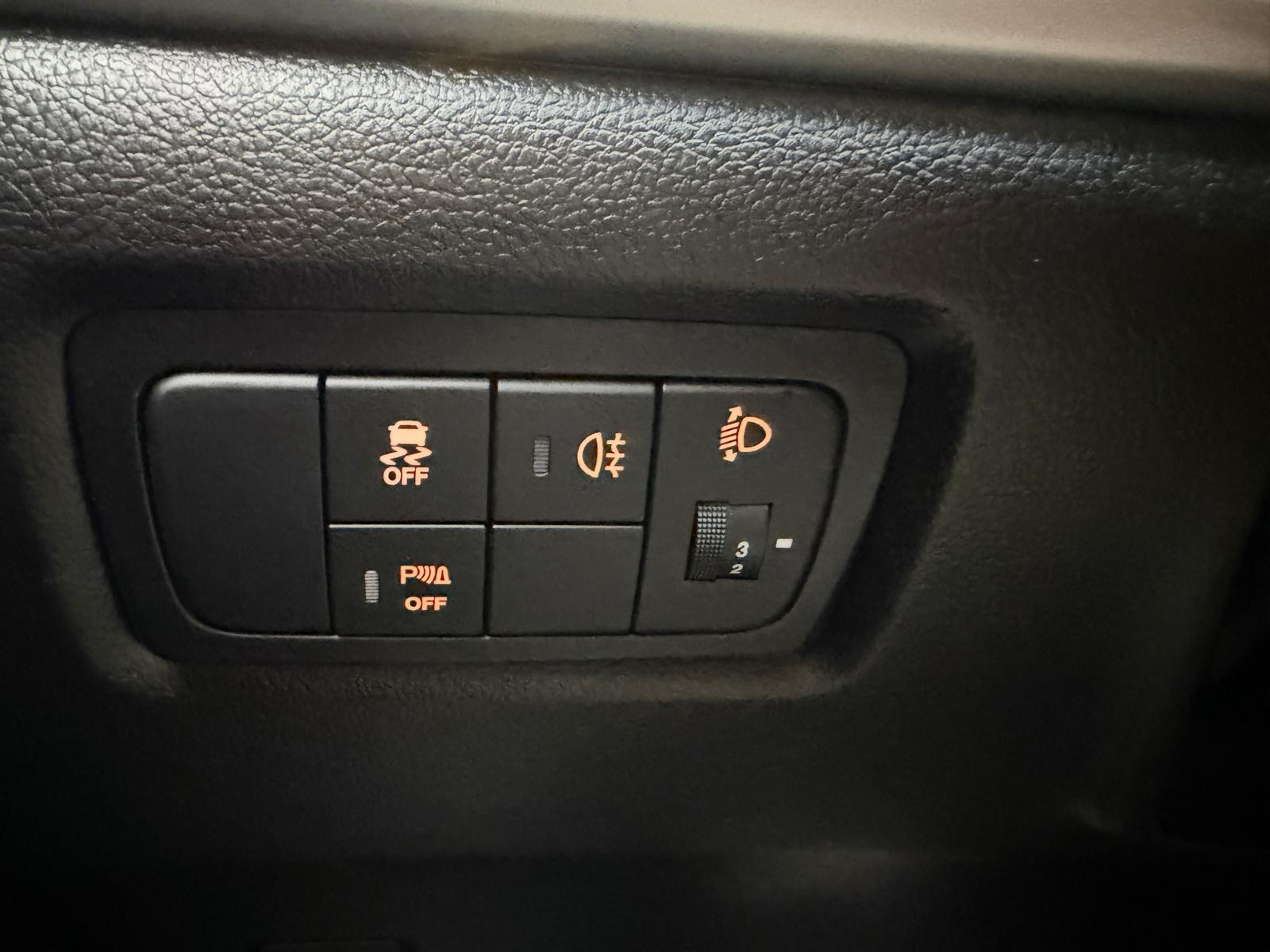 KGM-SsangYong Korando 2.2 e-XDi Sapphire-image-24
