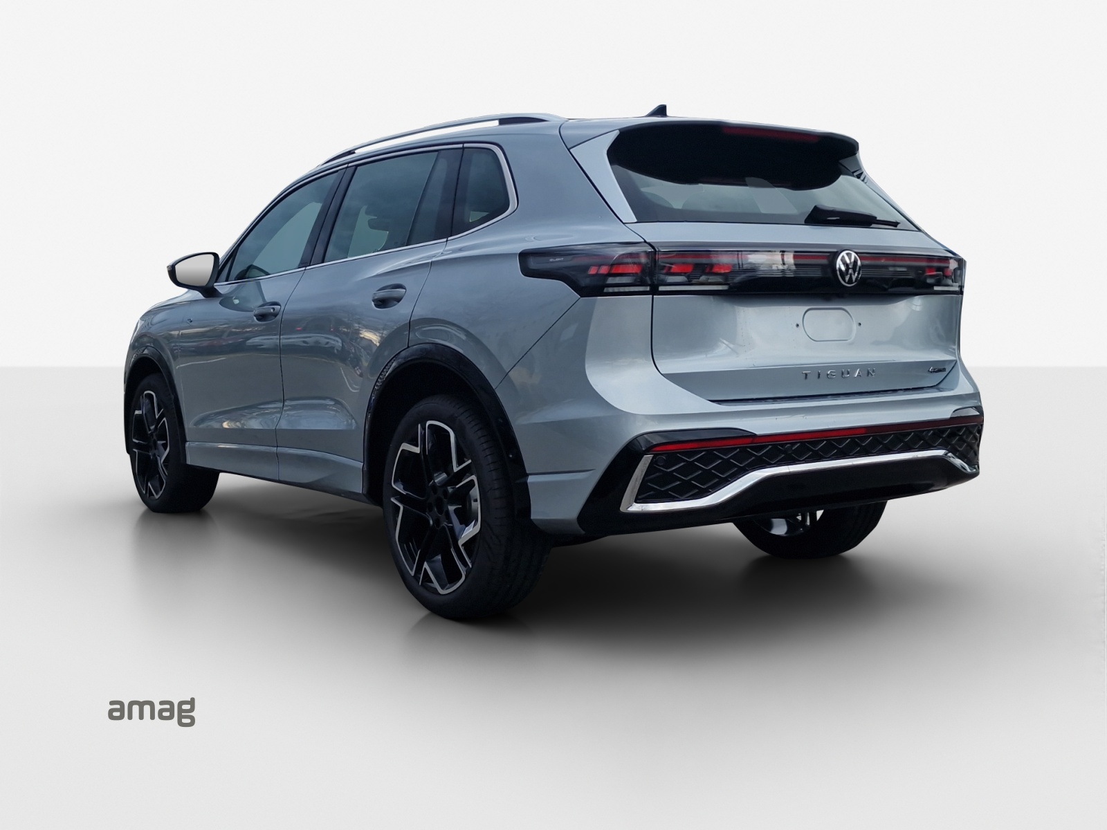 VW Tiguan 2.0 TSI DSG R-Line 4Motion-showroom-element-2