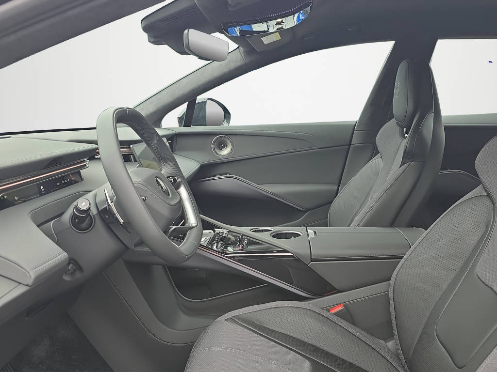 LOTUS Eletre 600 Buisness-image-8