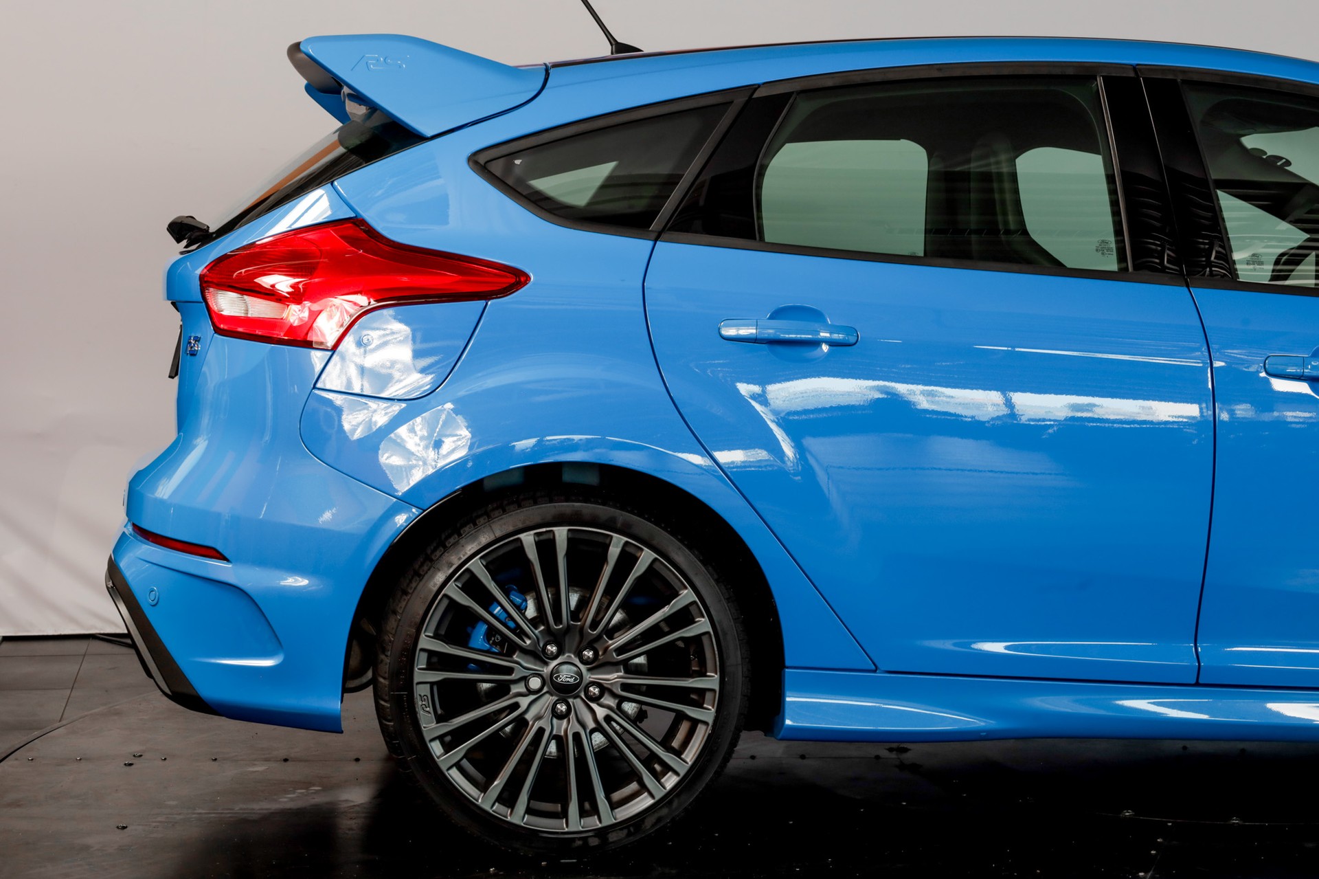 FORD Focus 2.3 EcoBoost RS AWD-image-18
