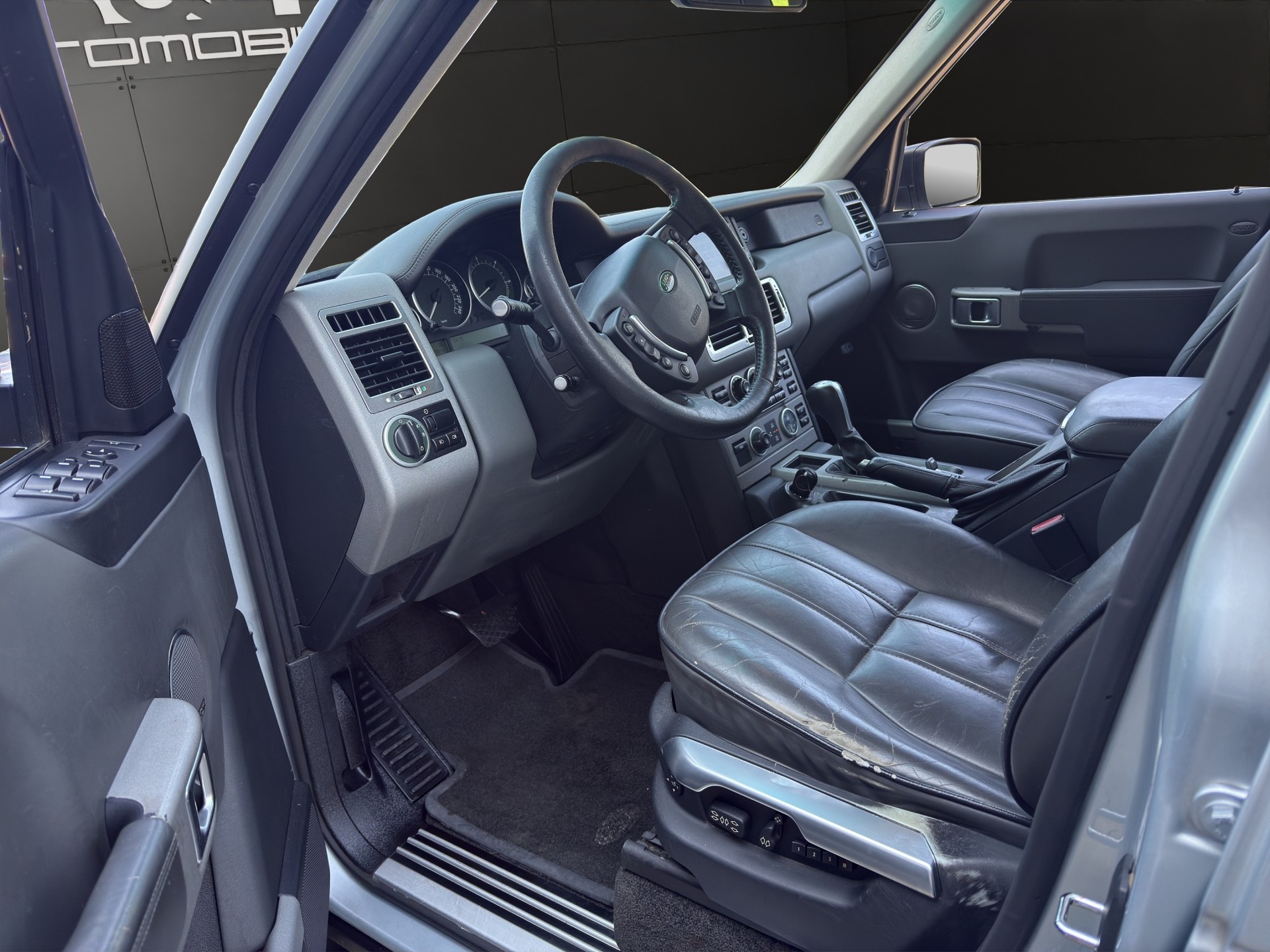 LAND ROVER Range Rover 3.0 d HSE Automatic-image-6