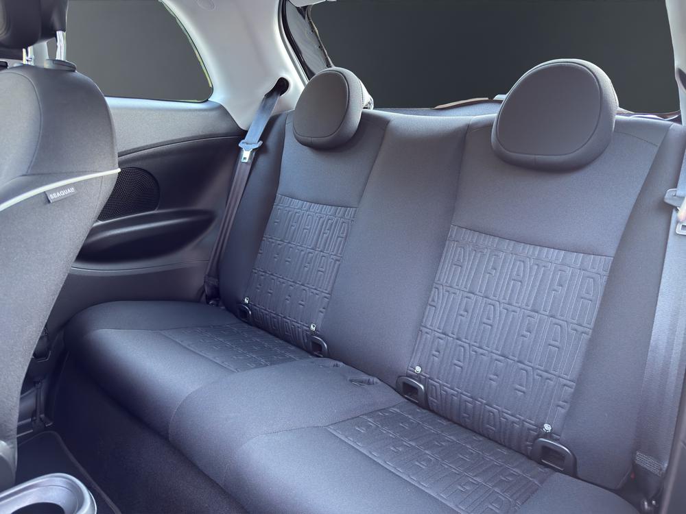 FIAT 500 e Black Edition-image-11